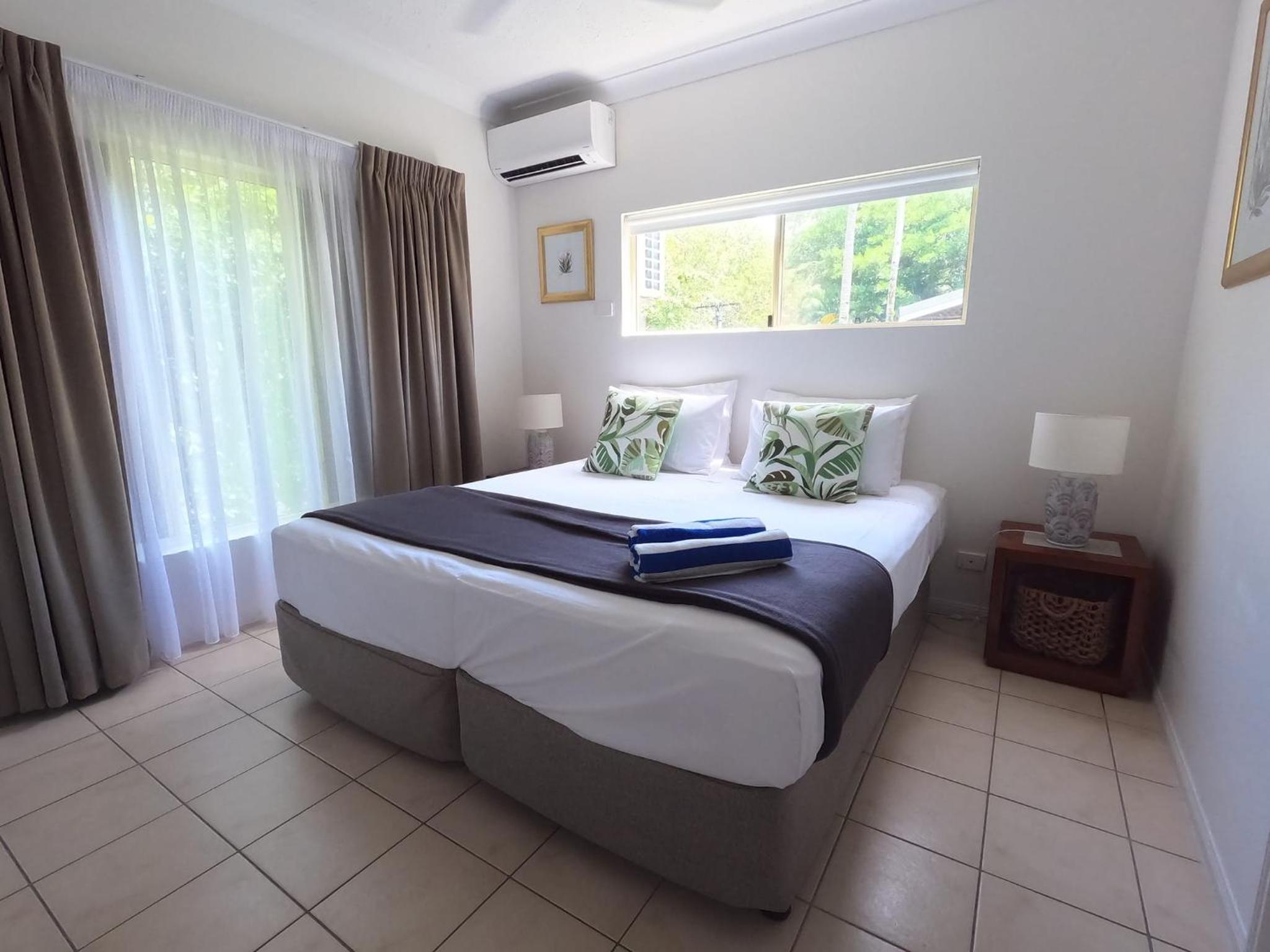Two-Bedroom Apartment with Spa Bath photo 2