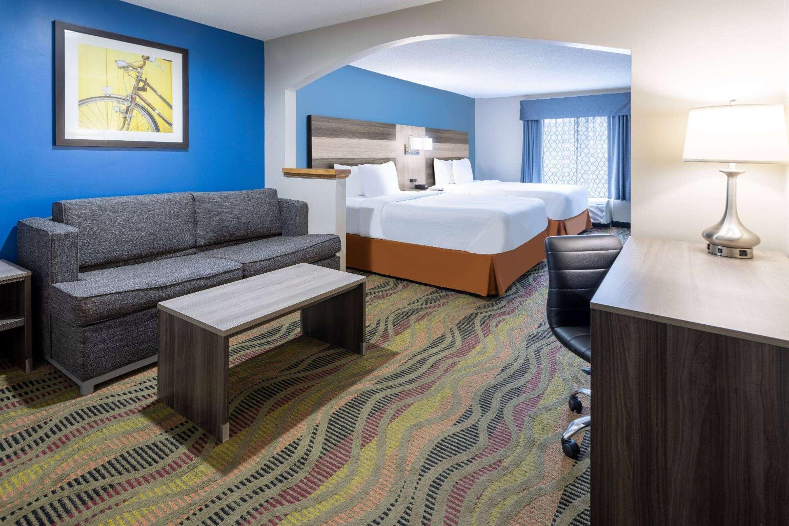 Studio Suite with Two Queen Beds - Non-Smoking