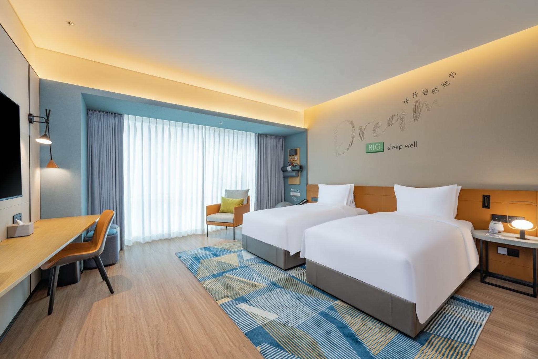 Standard Twin Room - Photo 1
