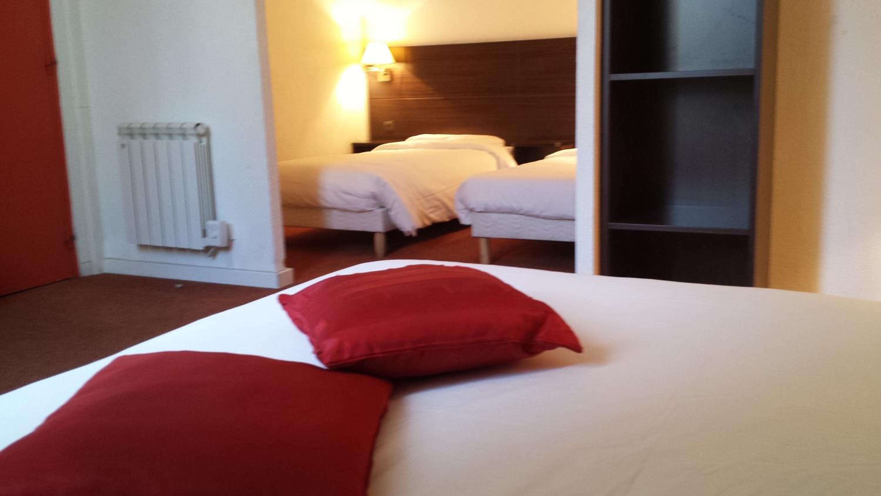 Quadruple Room - Photo 3