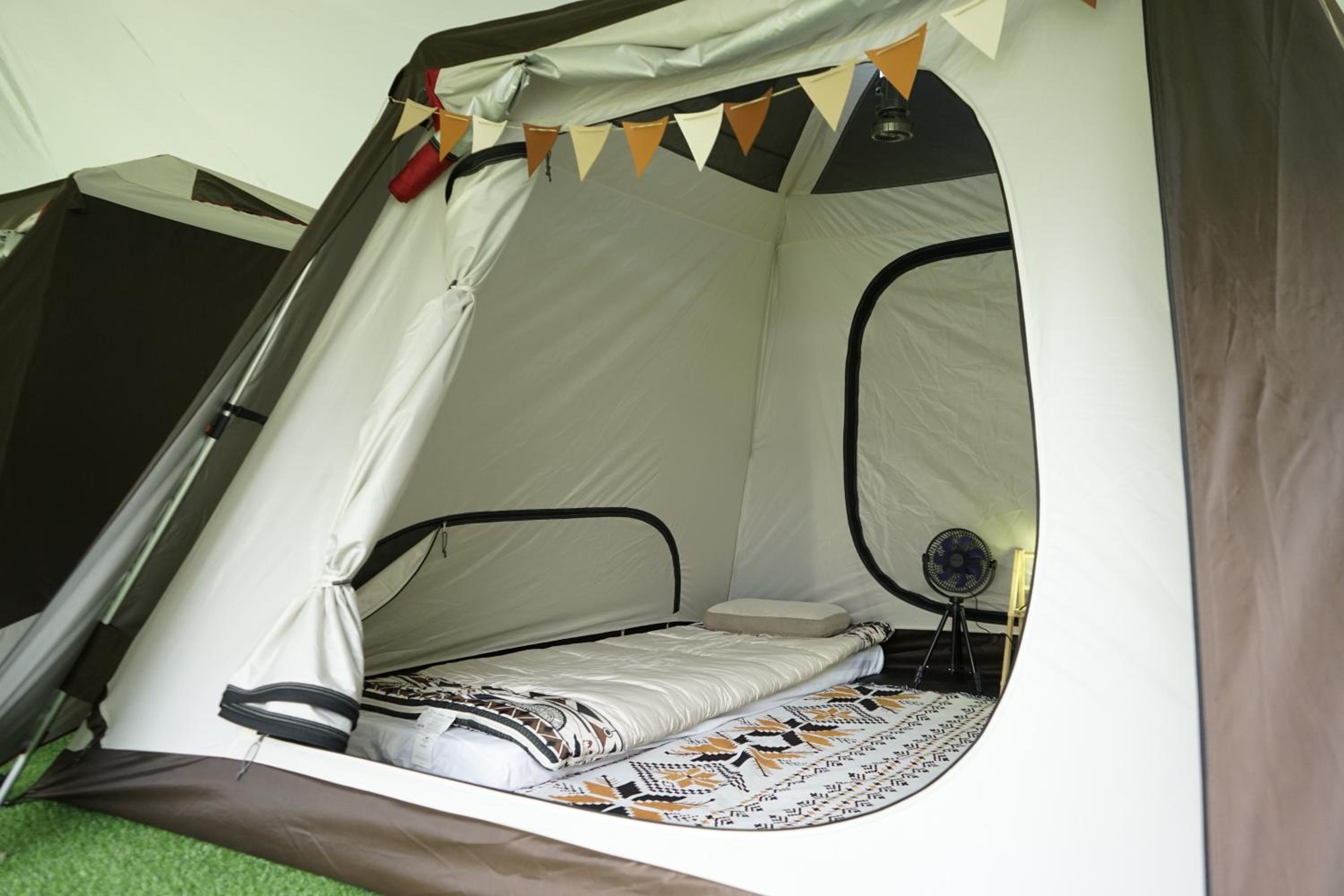 Tent photo 2