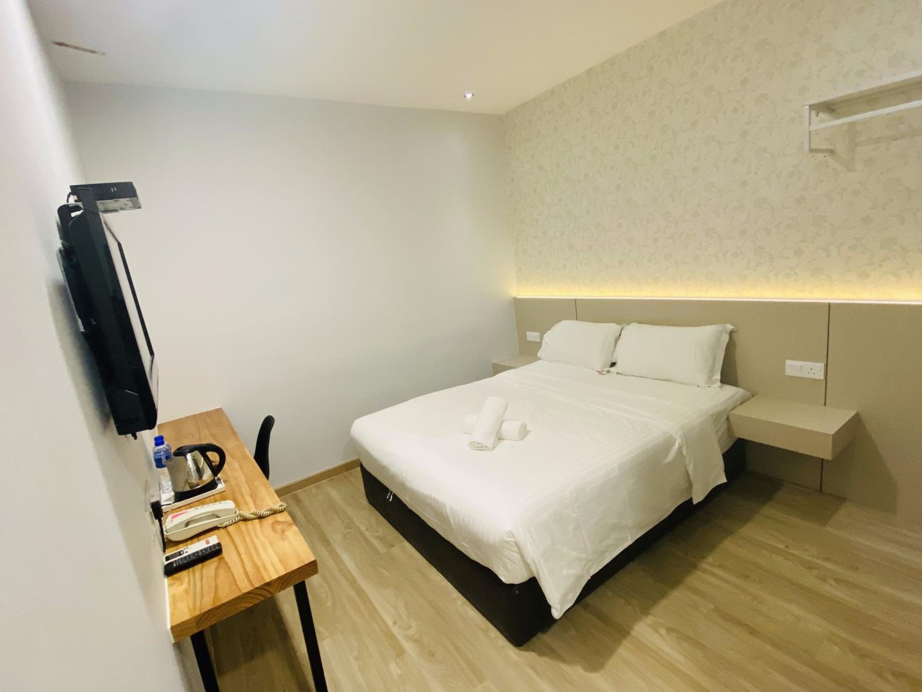 Deluxe Double Room - Photo 4
