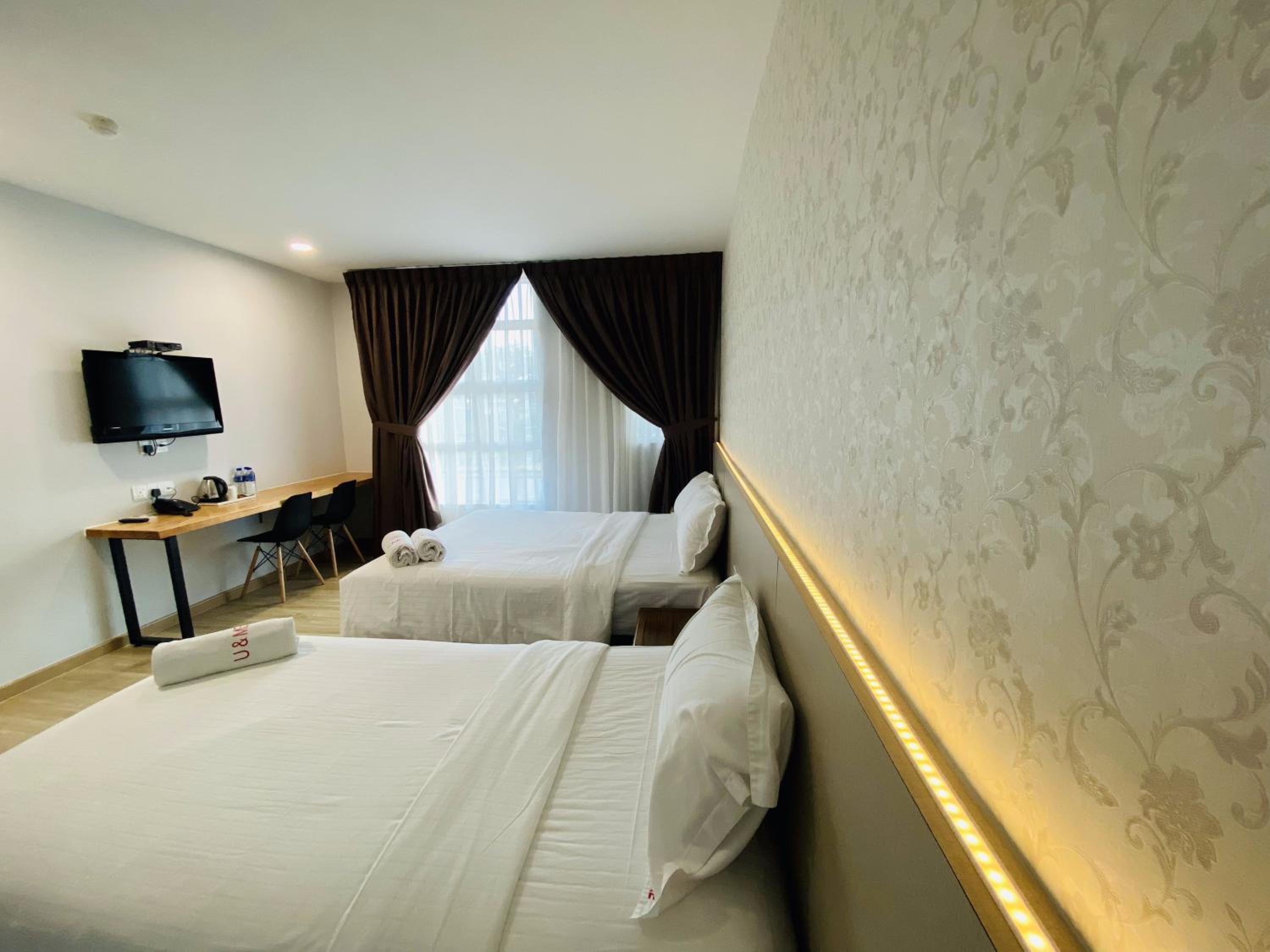 Suite - Photo 5