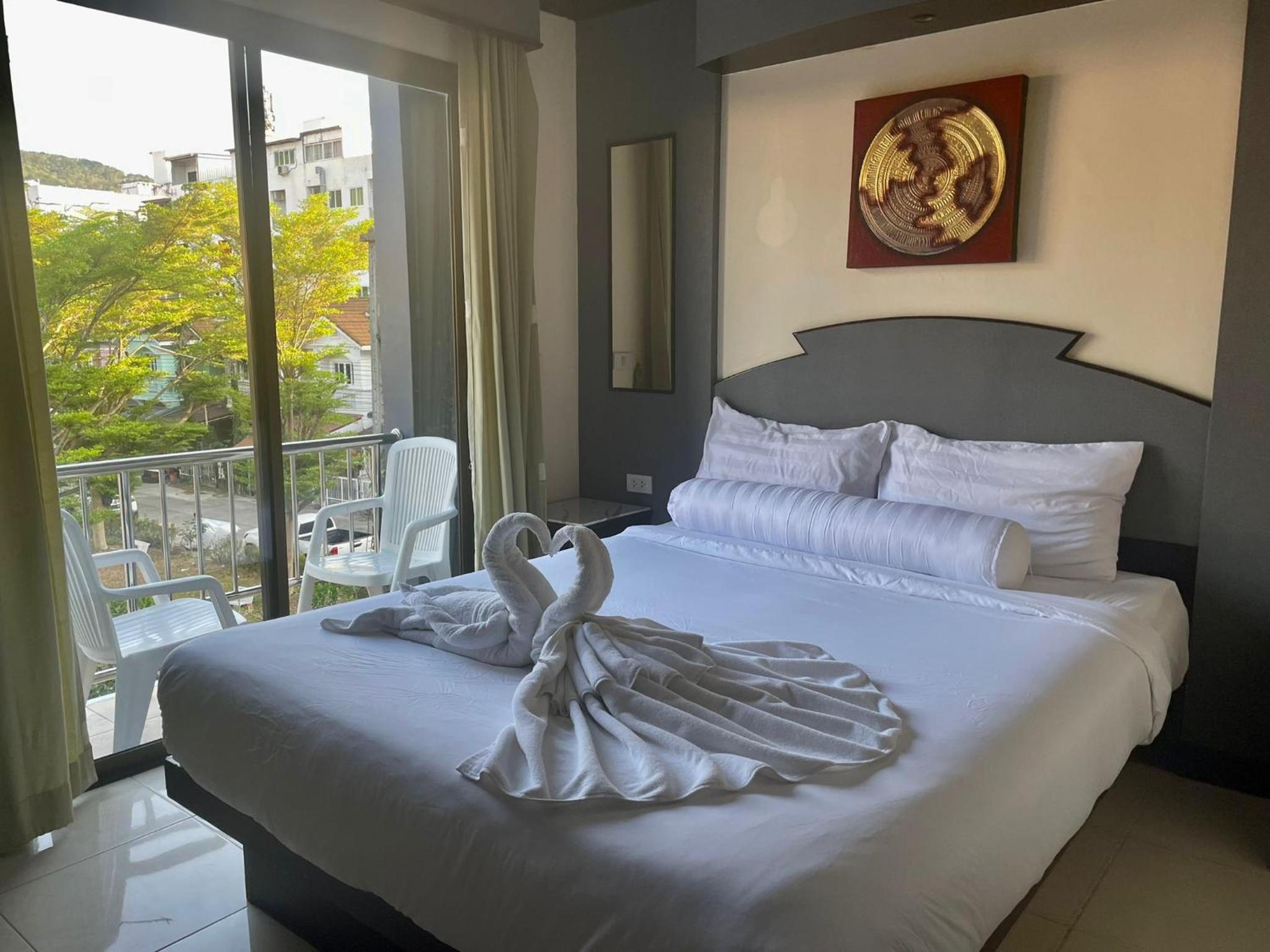 King Room with Terrace - Photo 7