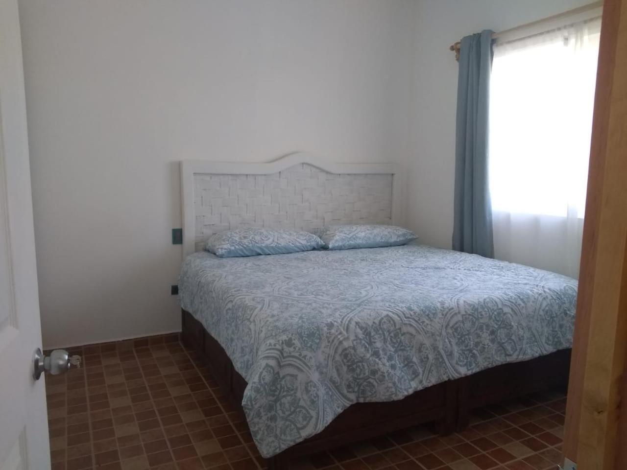 Three-Bedroom Apartment photo 1