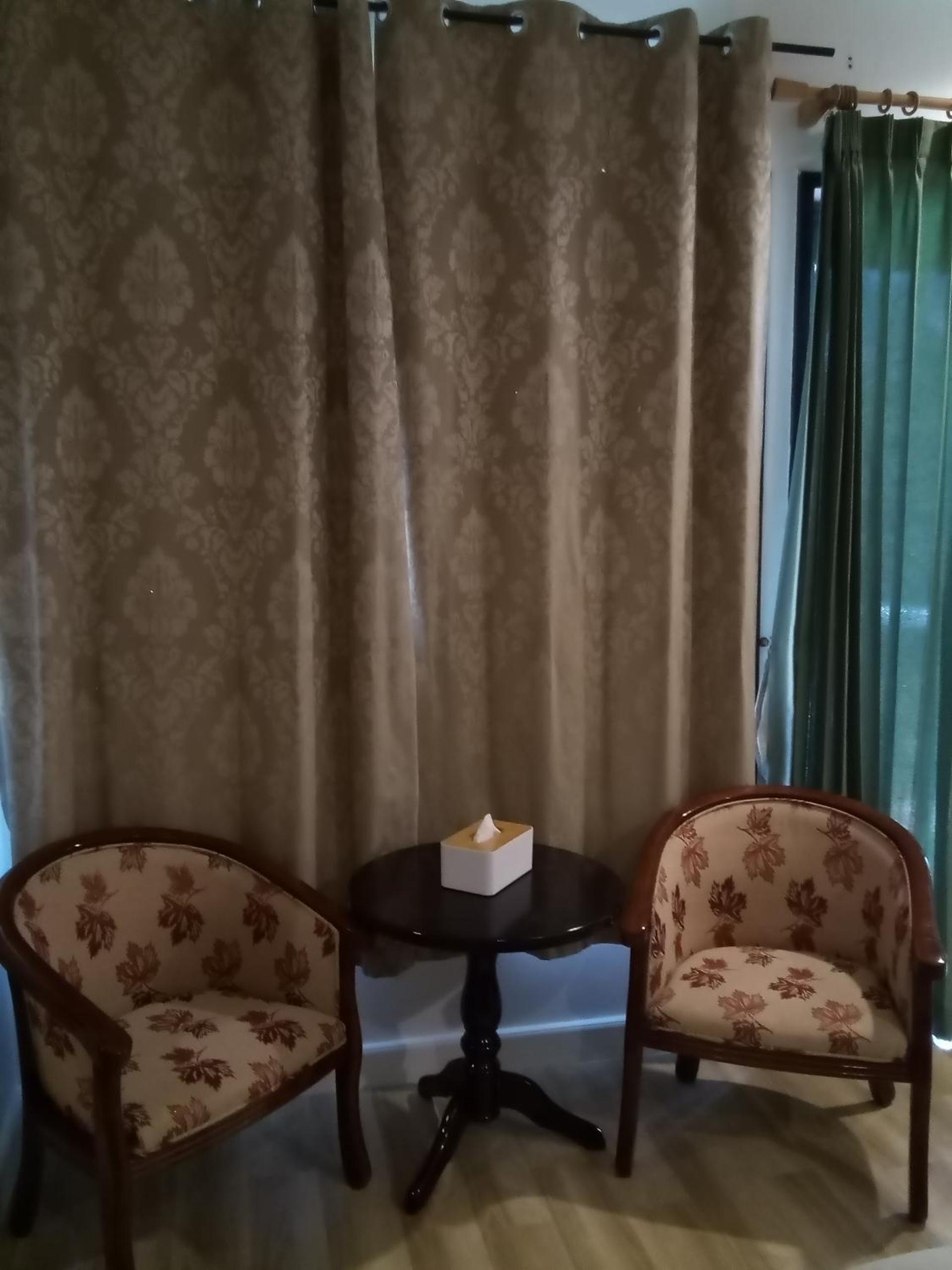 Deluxe Family Suite with Pool View photo 2