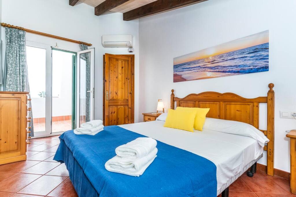 Villa de Tres Habitaciones