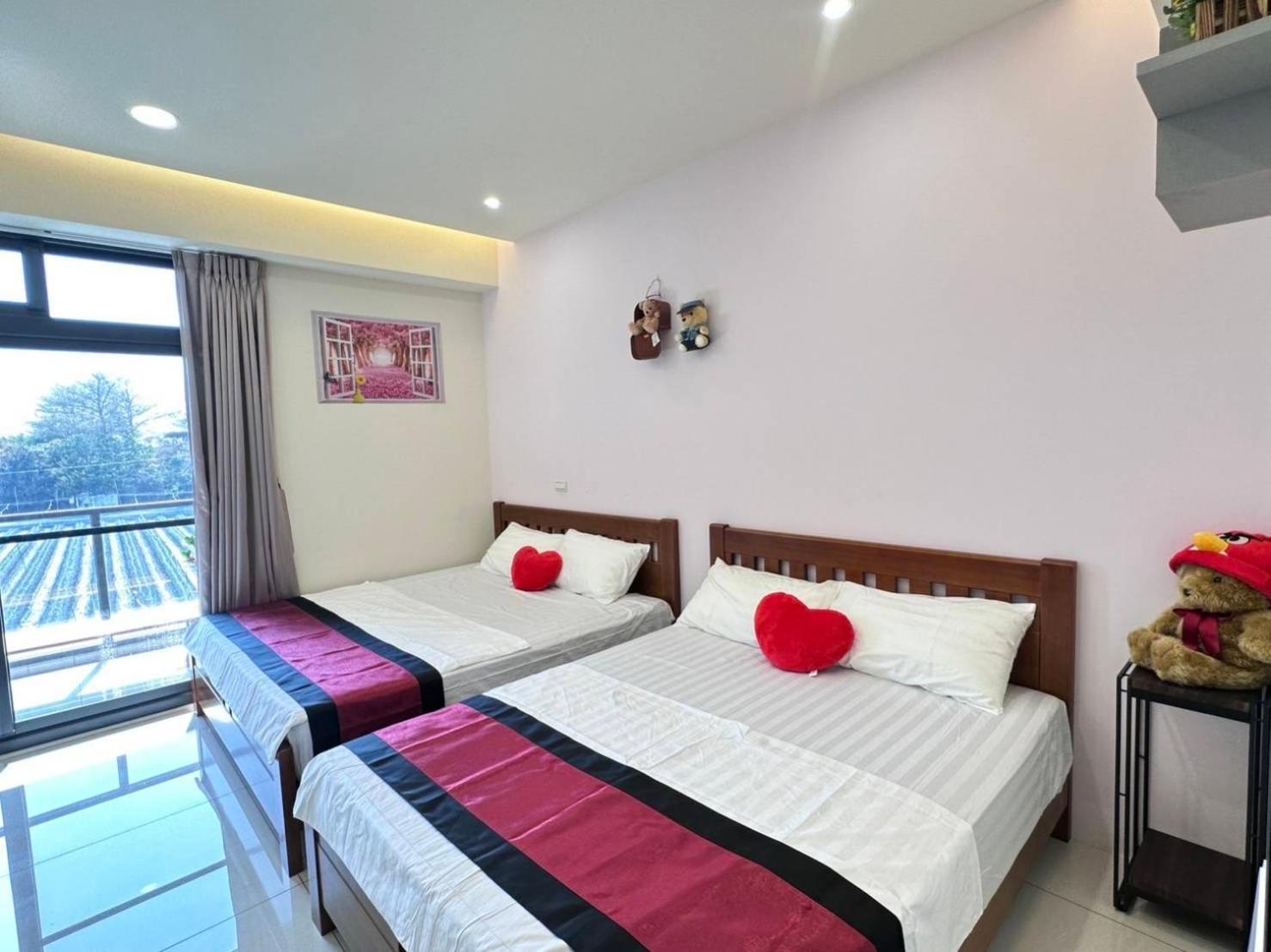 One-Bedroom House photo 1