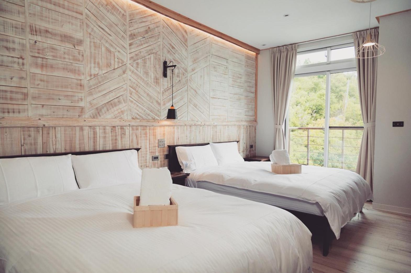 Quadruple Room with Mountain View - Photo 1