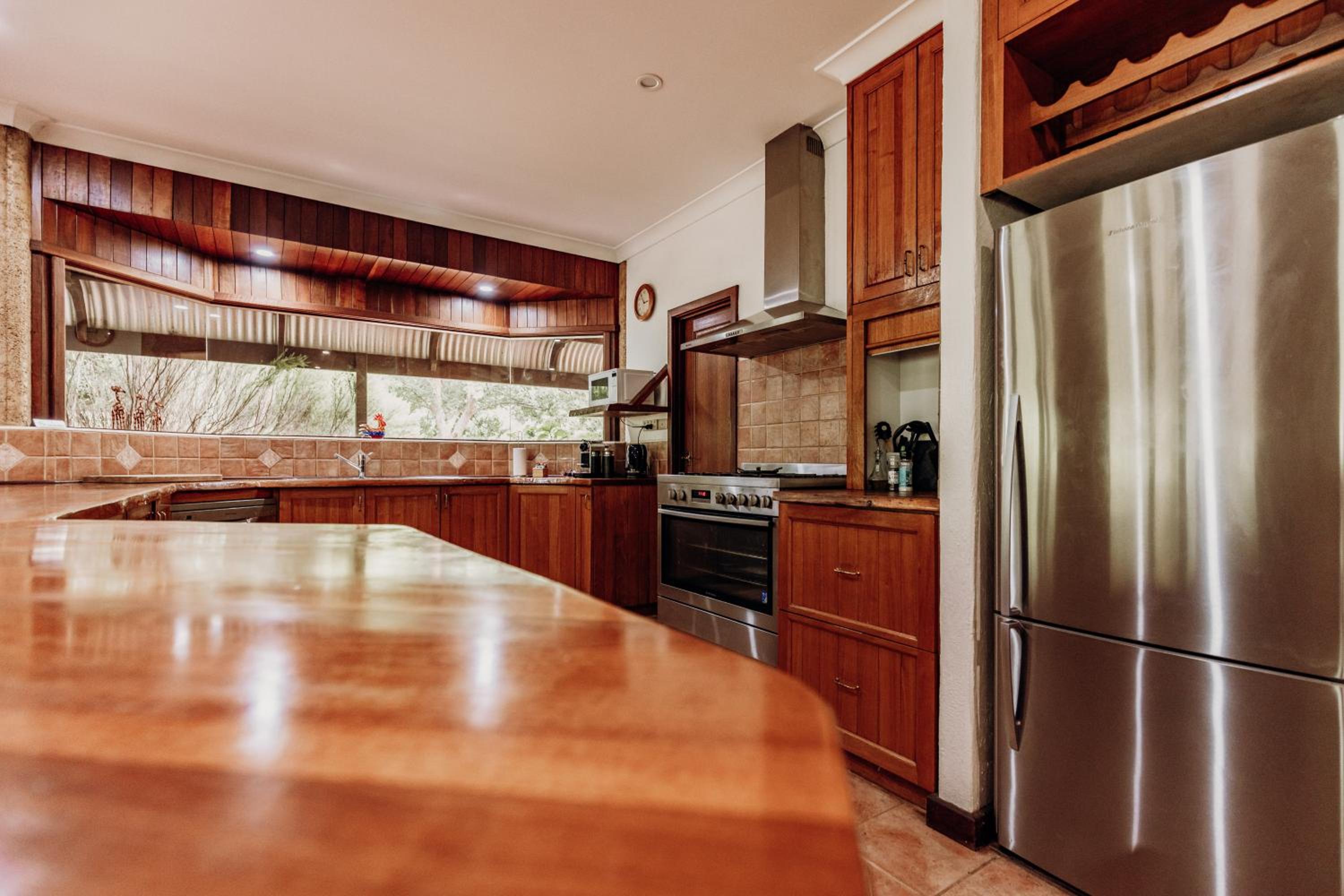 Three-Bedroom Vacation Home  photo 2