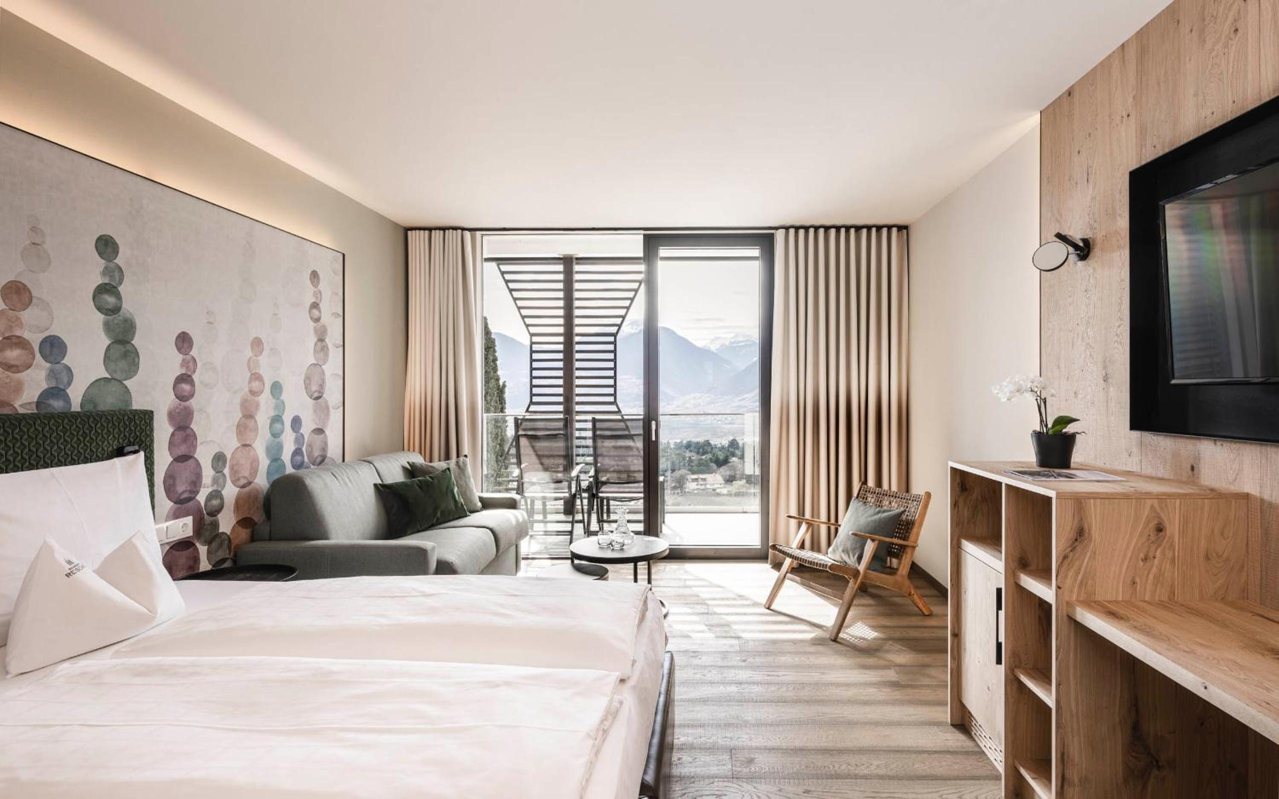 Deluxe Suite - Photo 1