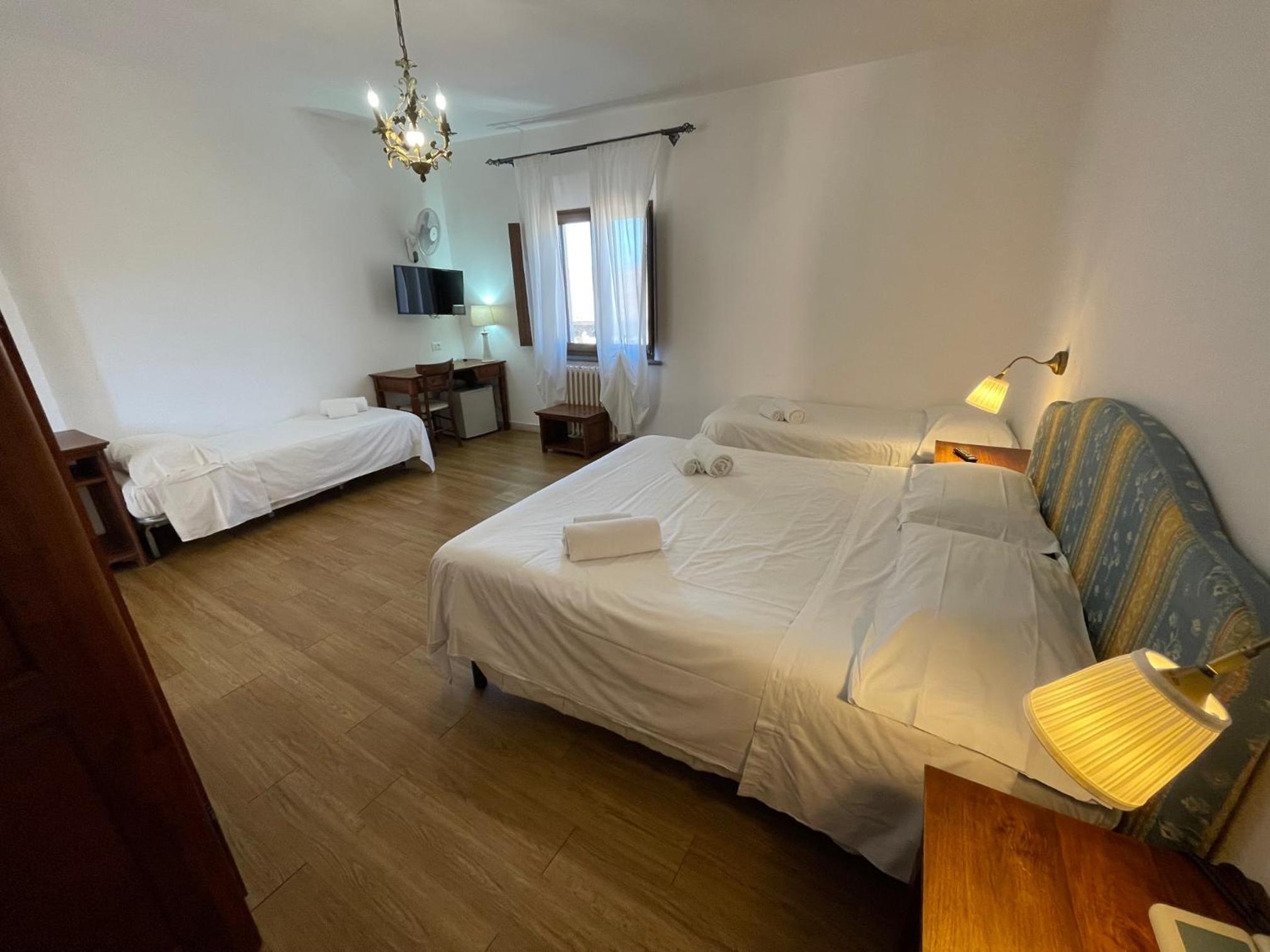Triple Room - Photo 3