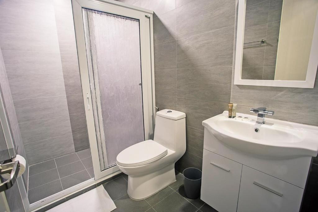 Deluxe Twin Room - Photo 2