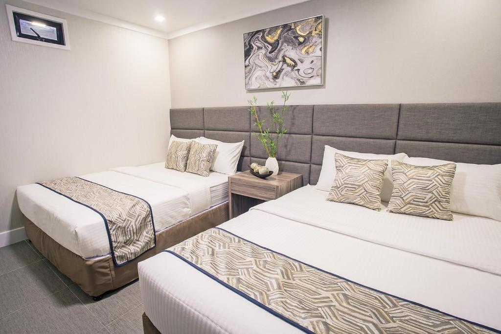 Deluxe Family Room - Photo 3