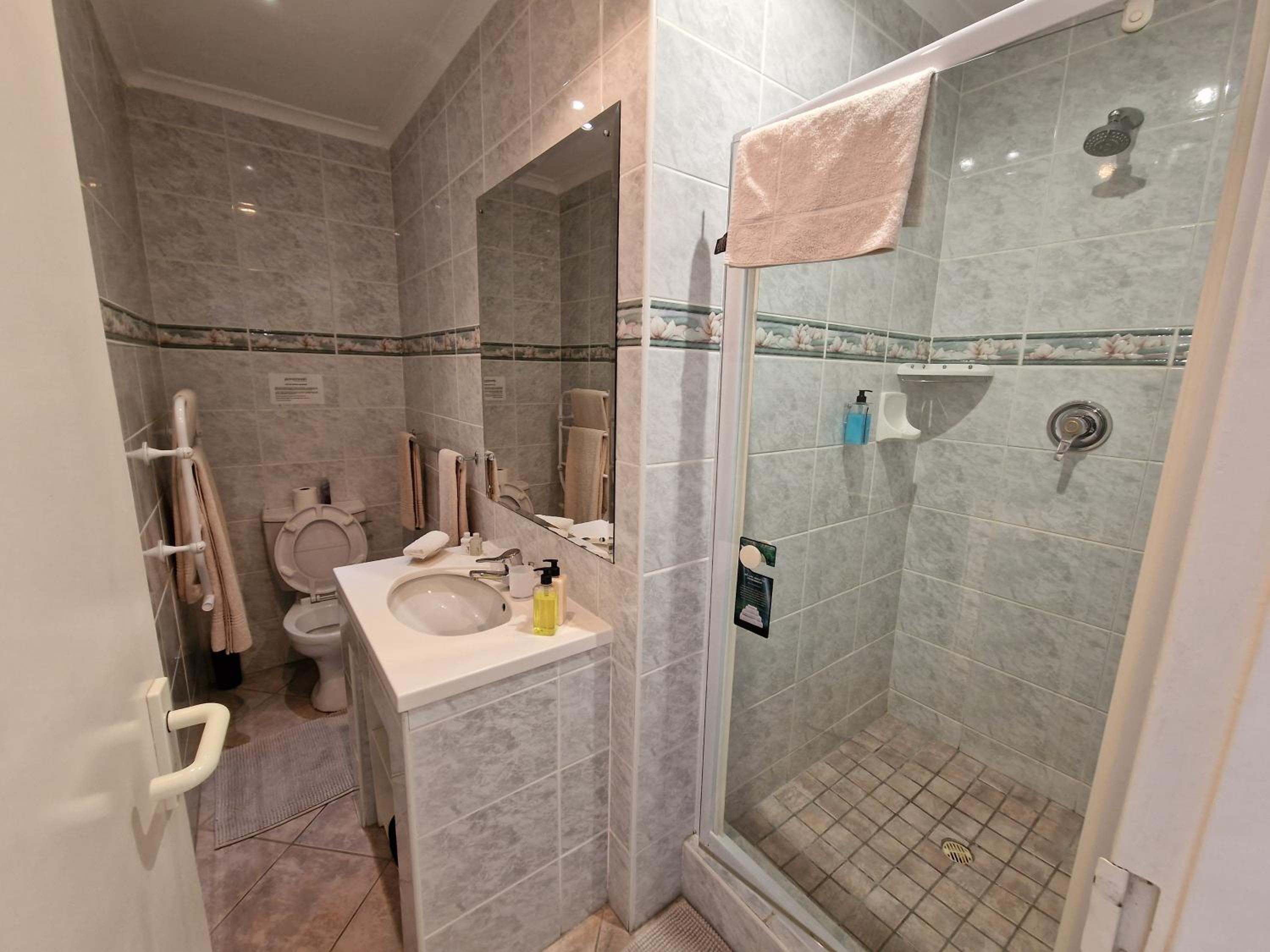 Deluxe Double Room with Sea View photo 3