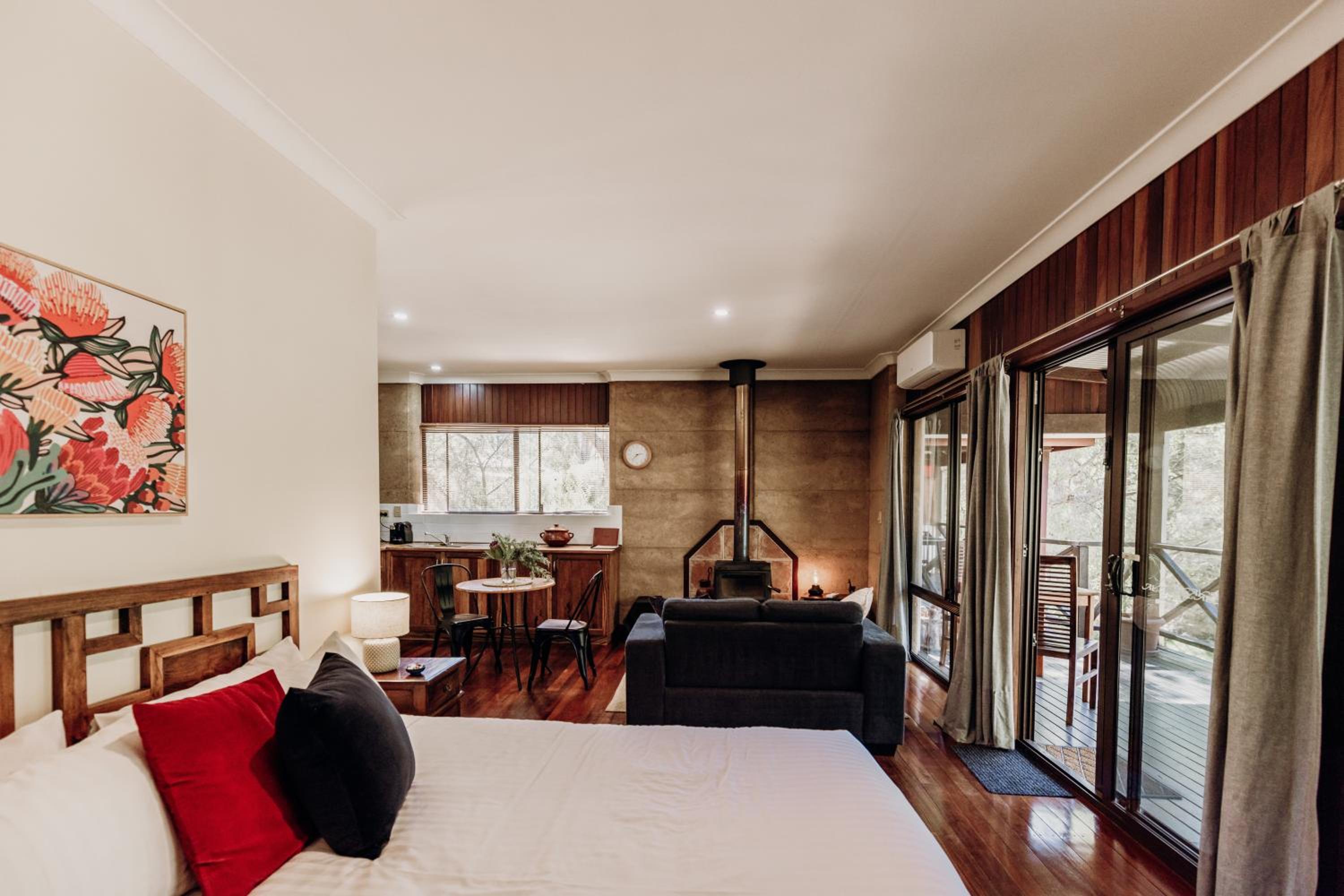 Rosella Deluxe Cottage - Photo 10