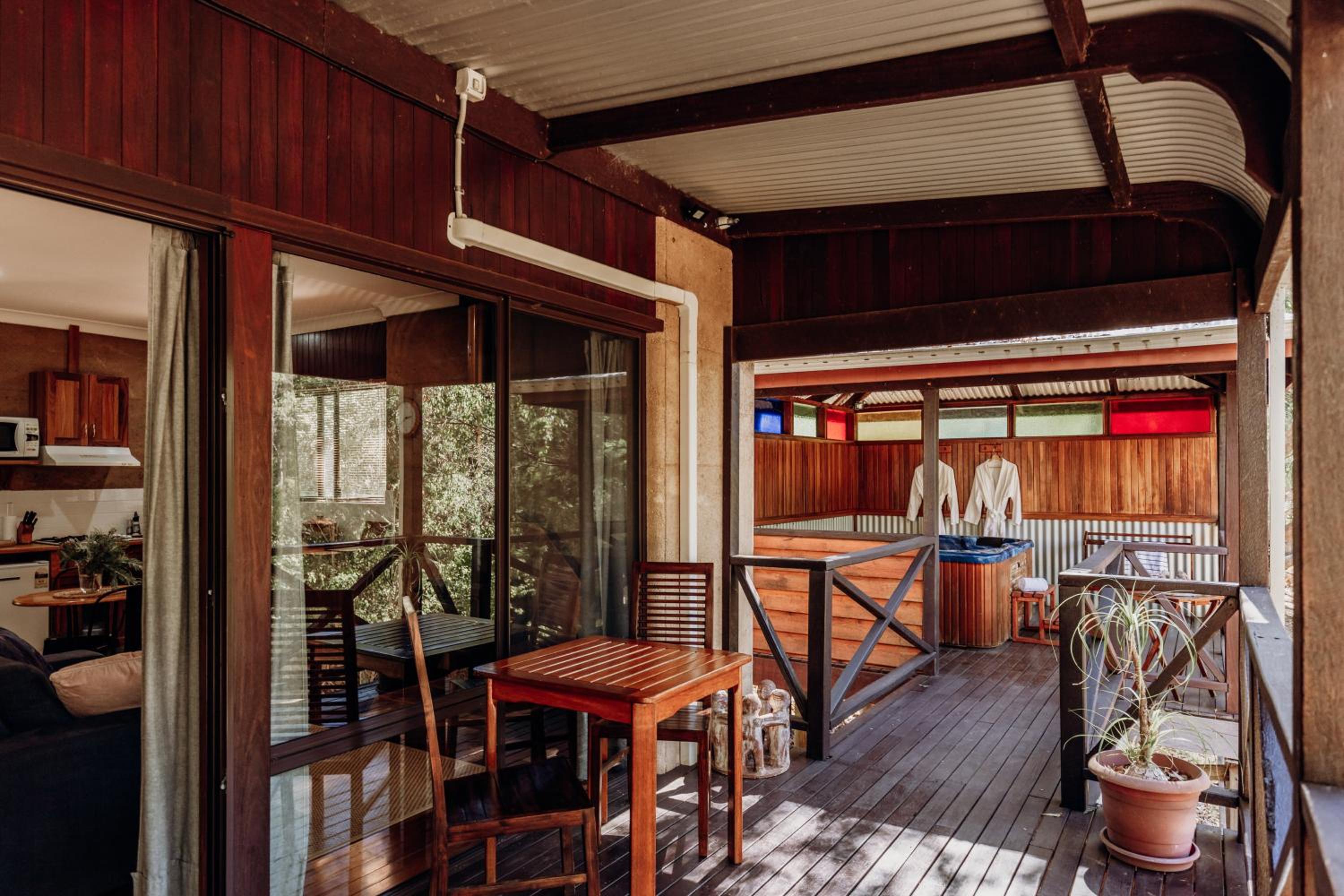 Rosella Deluxe Cottage - Photo 5
