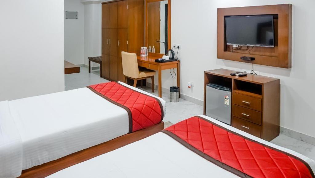 Deluxe Twin Room - Photo 2