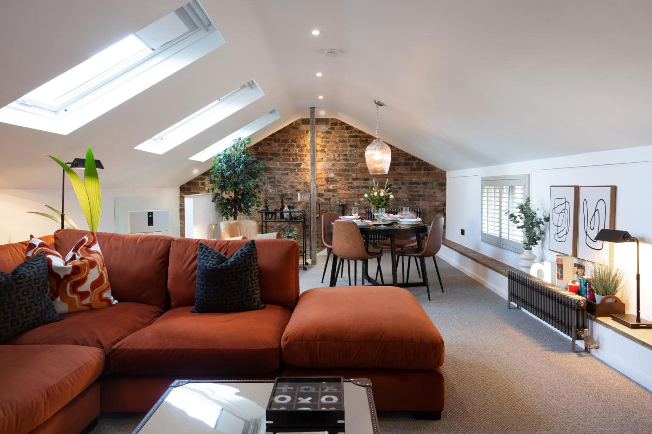 Deluxe Apartment