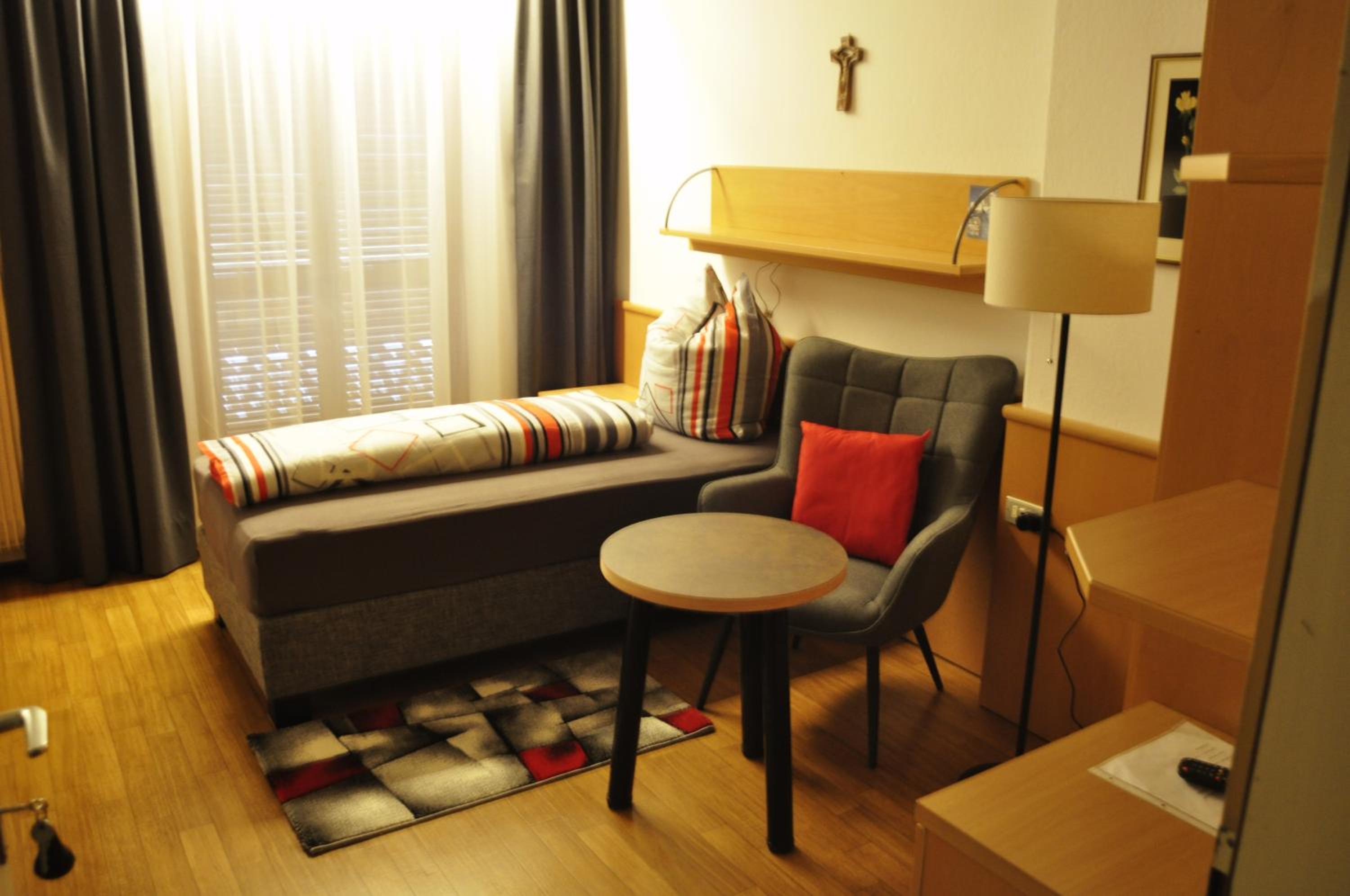 Single Room with Balcony photo 1