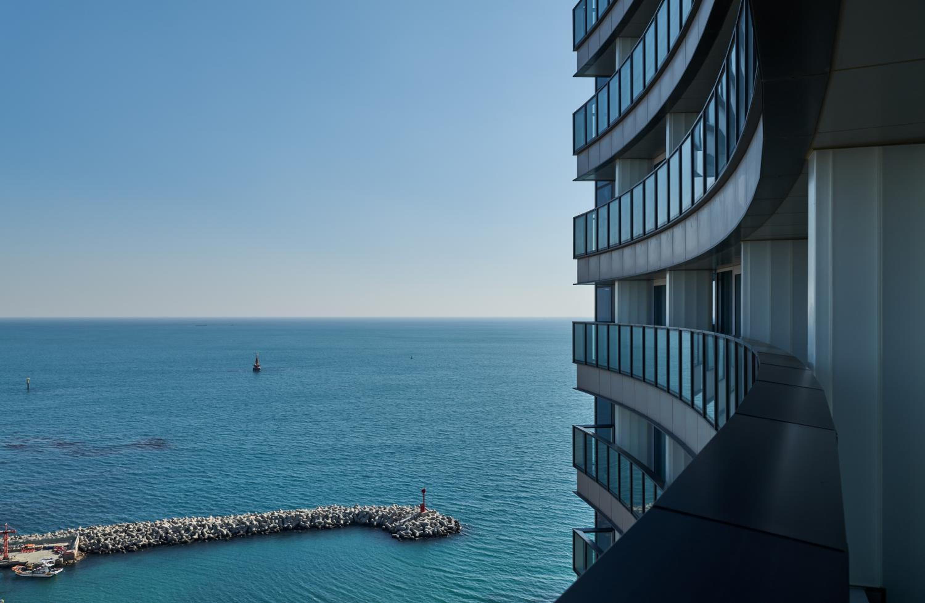 Grand Deluxe Double Room with Mipo Harbor View - Photo 2