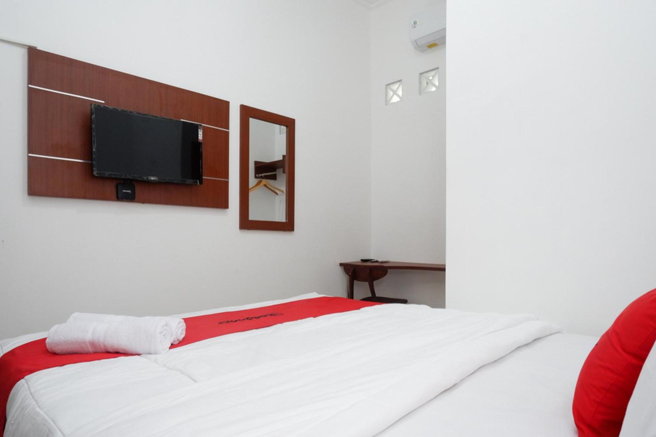 Standard Double Room - Photo 5