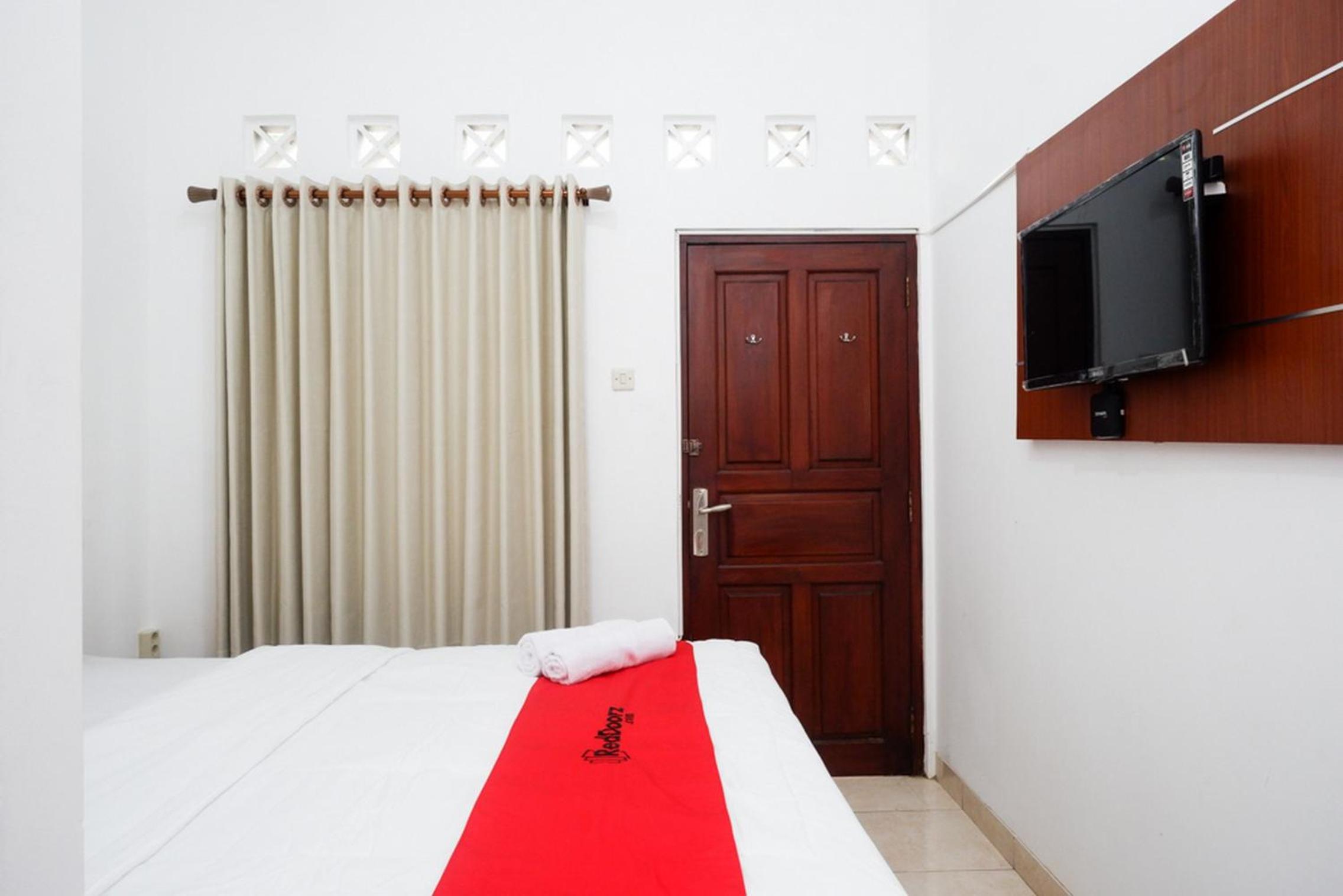 Standard Double Room - Photo 3