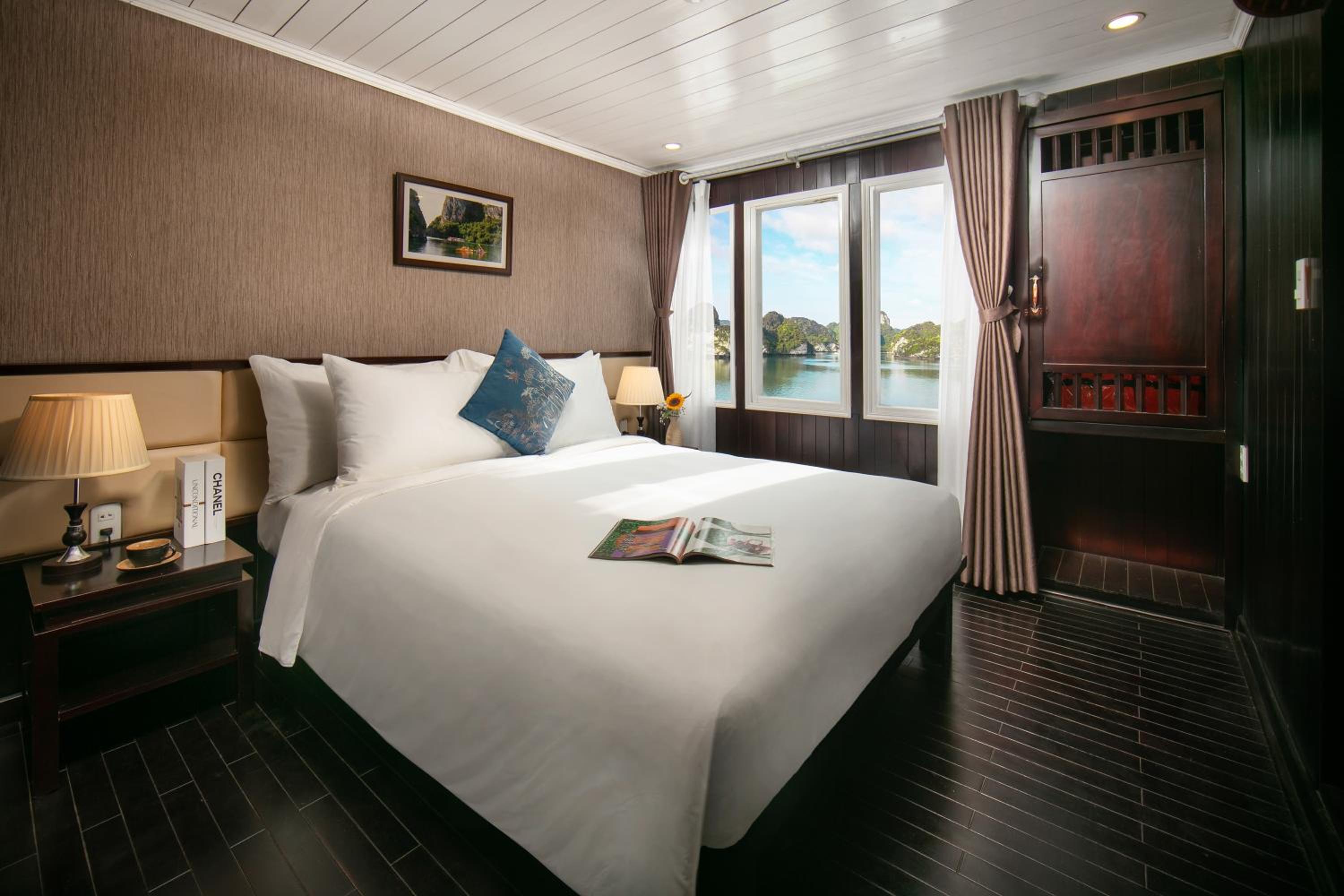 Deluxe Double Room with Sea View photo 2