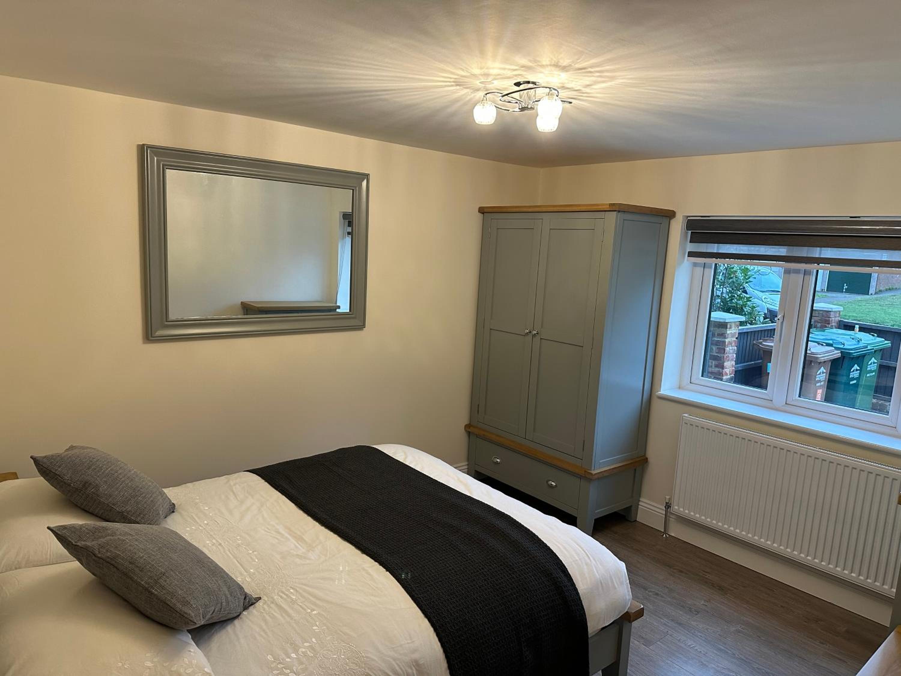 Three-Bedroom House photo 2