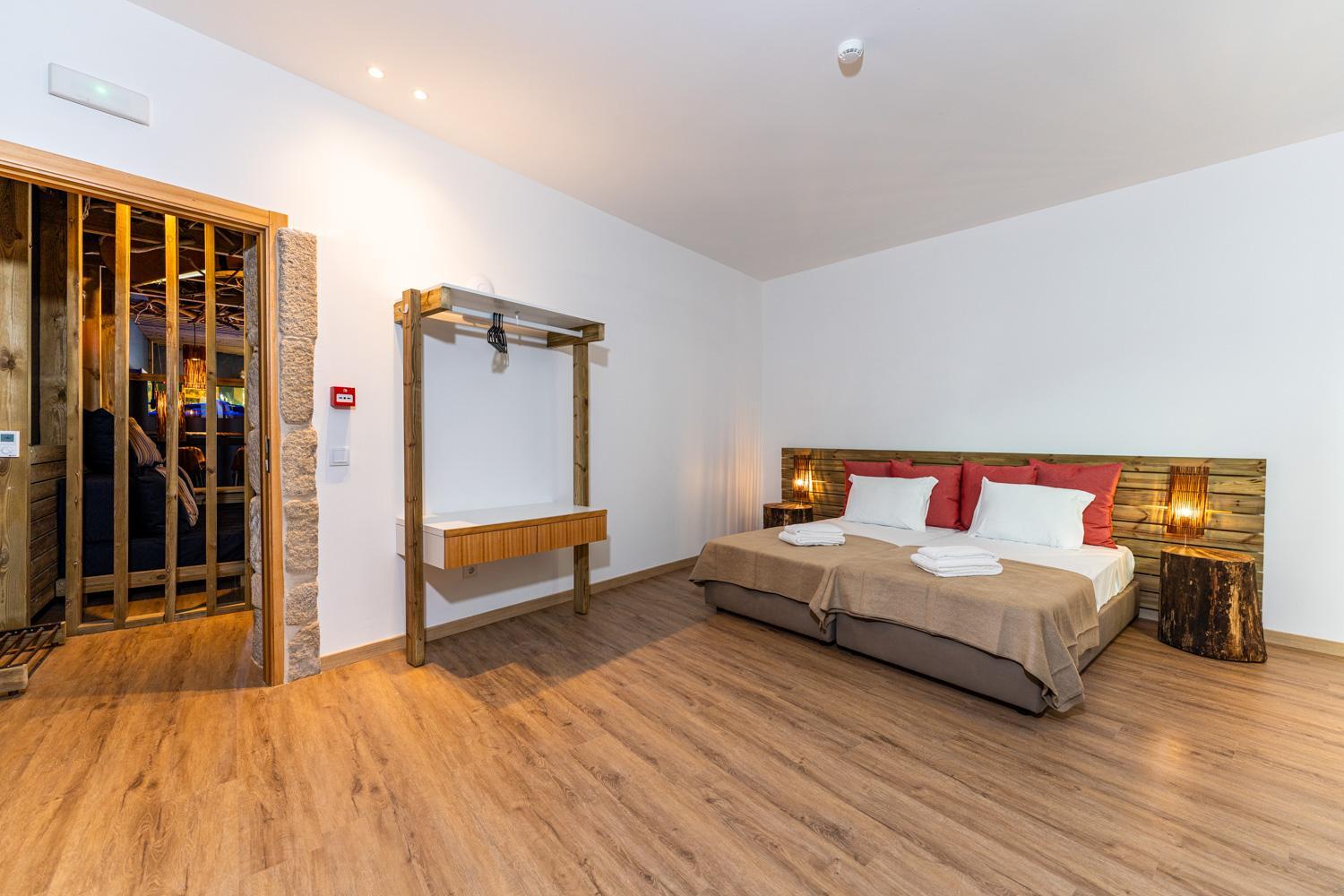 Twin Room - Disability Access photo 1