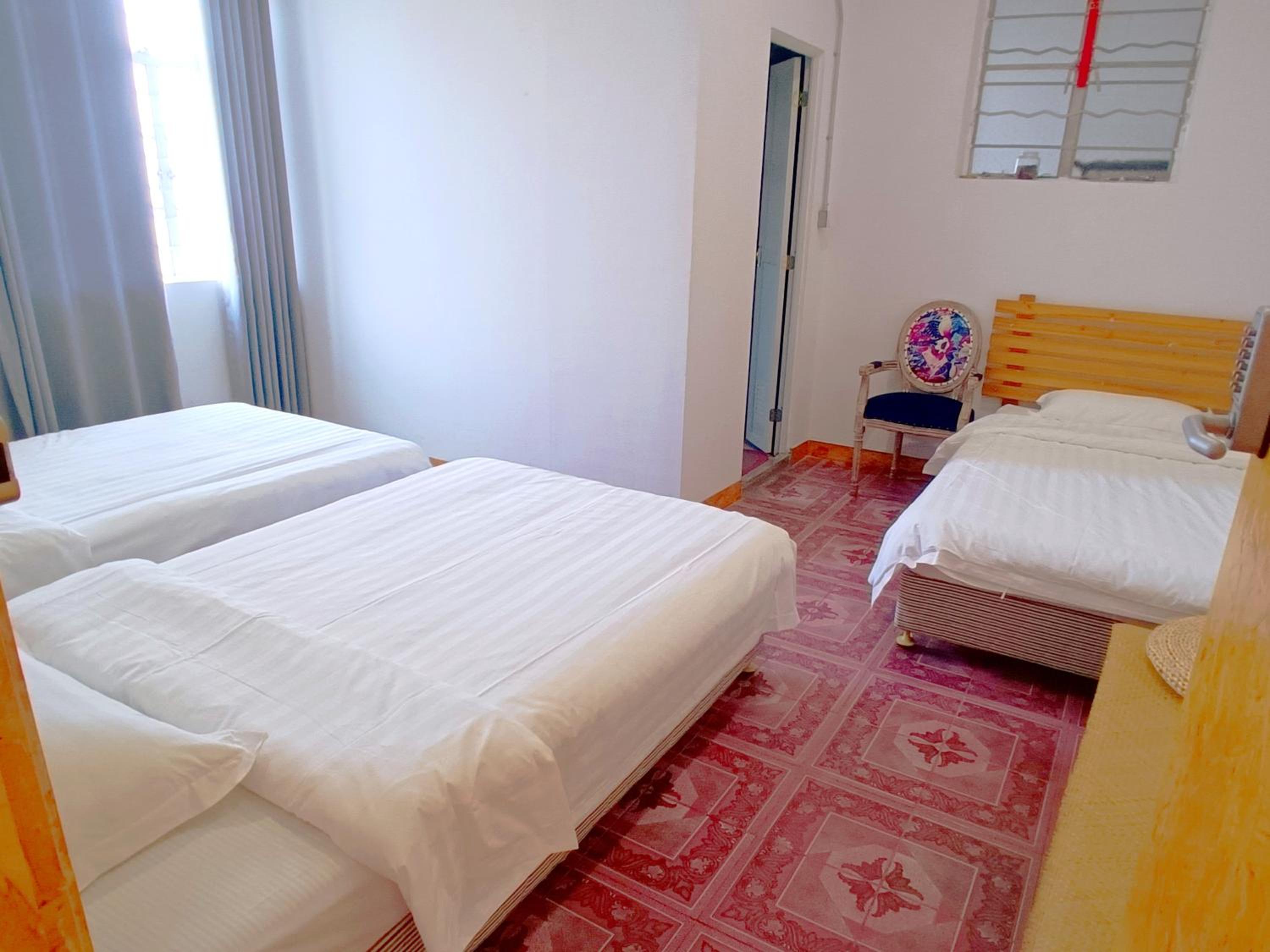 Triple Room With Private Bathroom photo 1