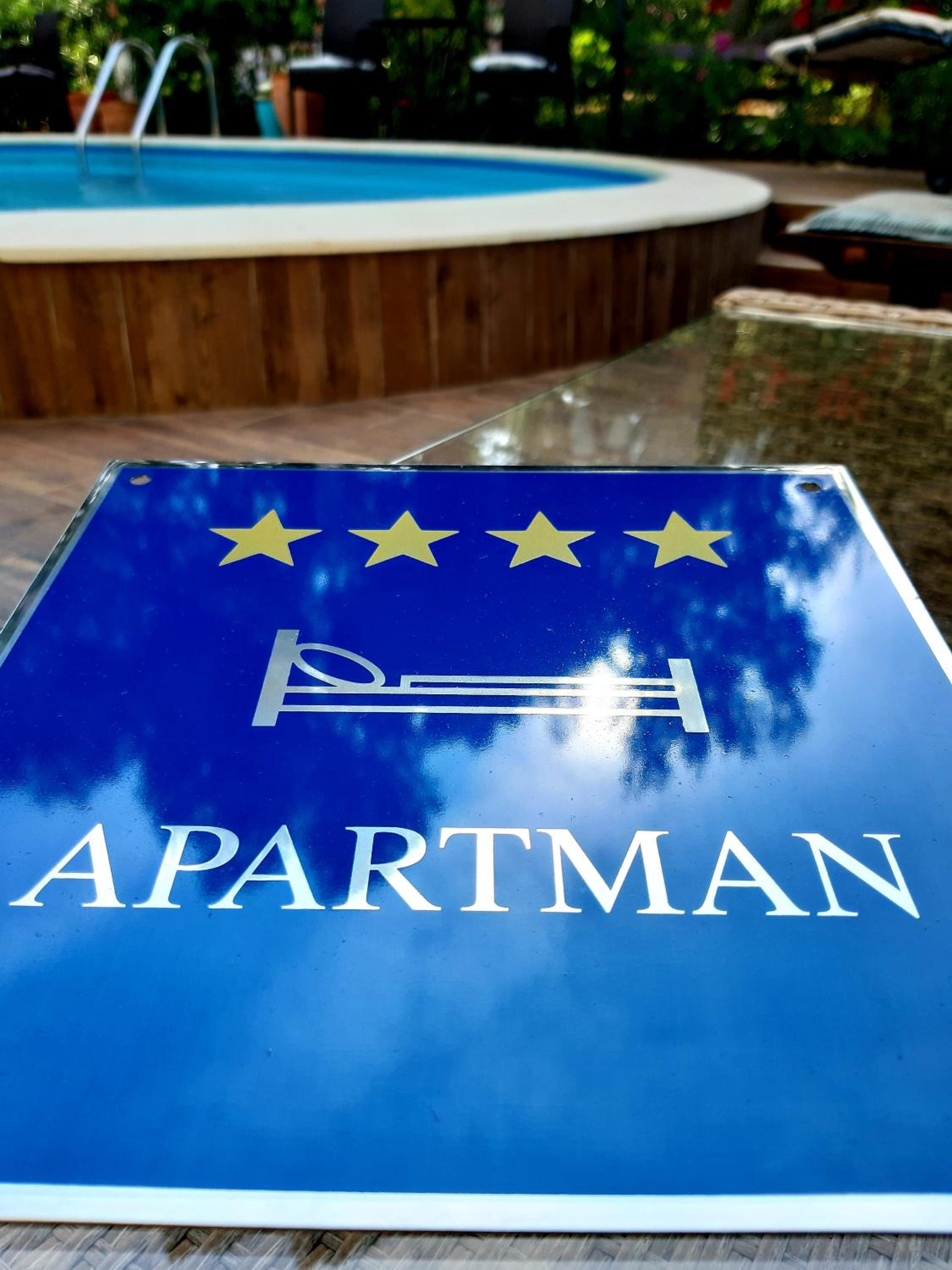 Apartment with Pool View  - Photo 2