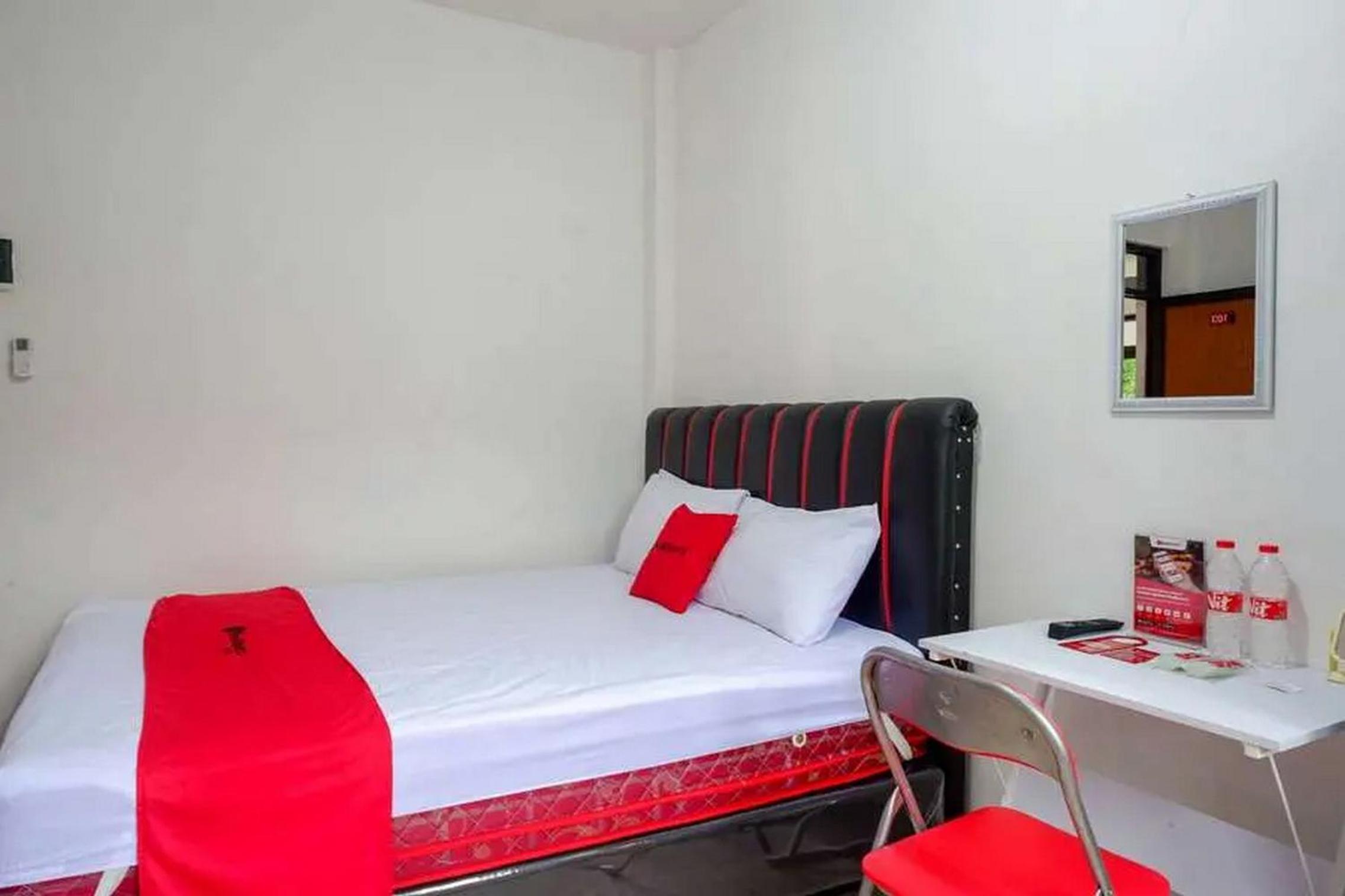 Double Room - Photo 4