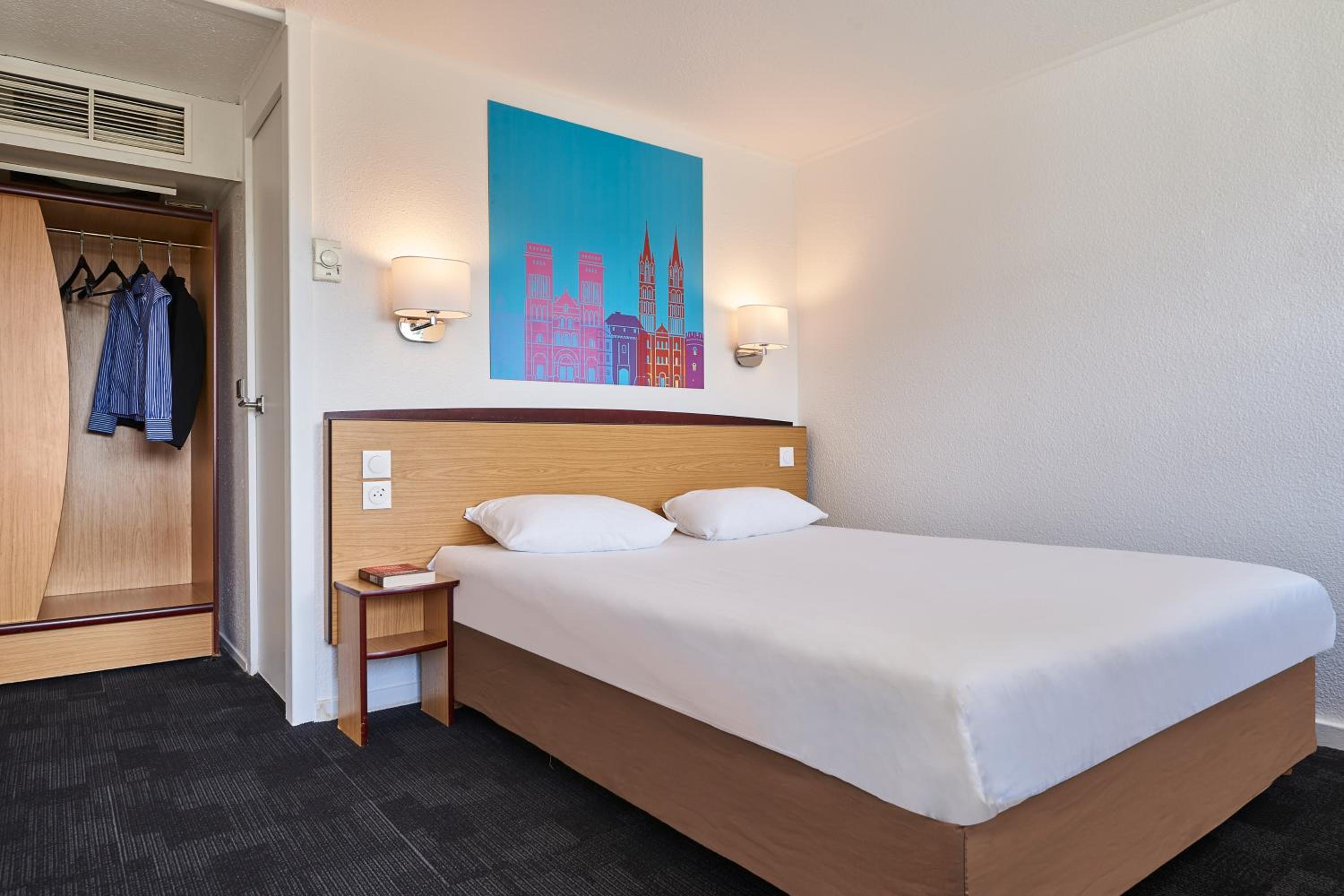 Double Room - Photo 5