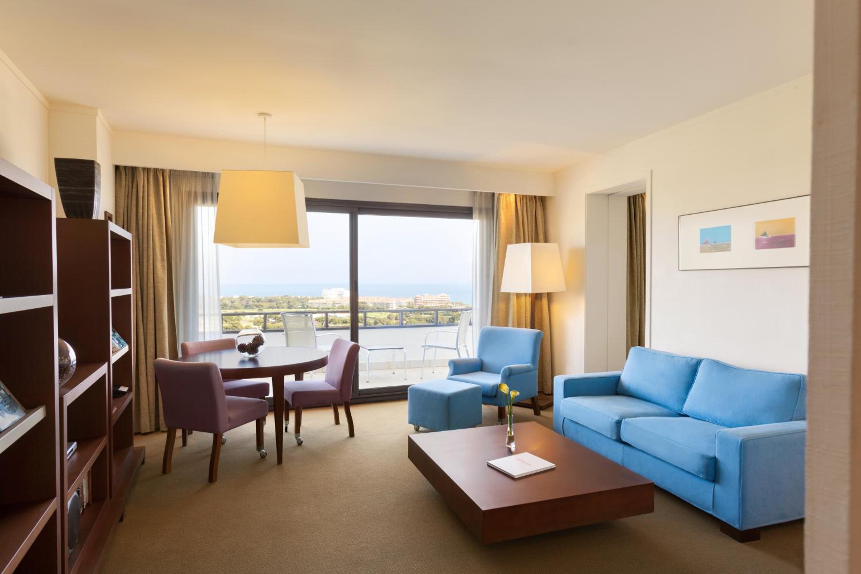 Suite with Terrace - Photo 3
