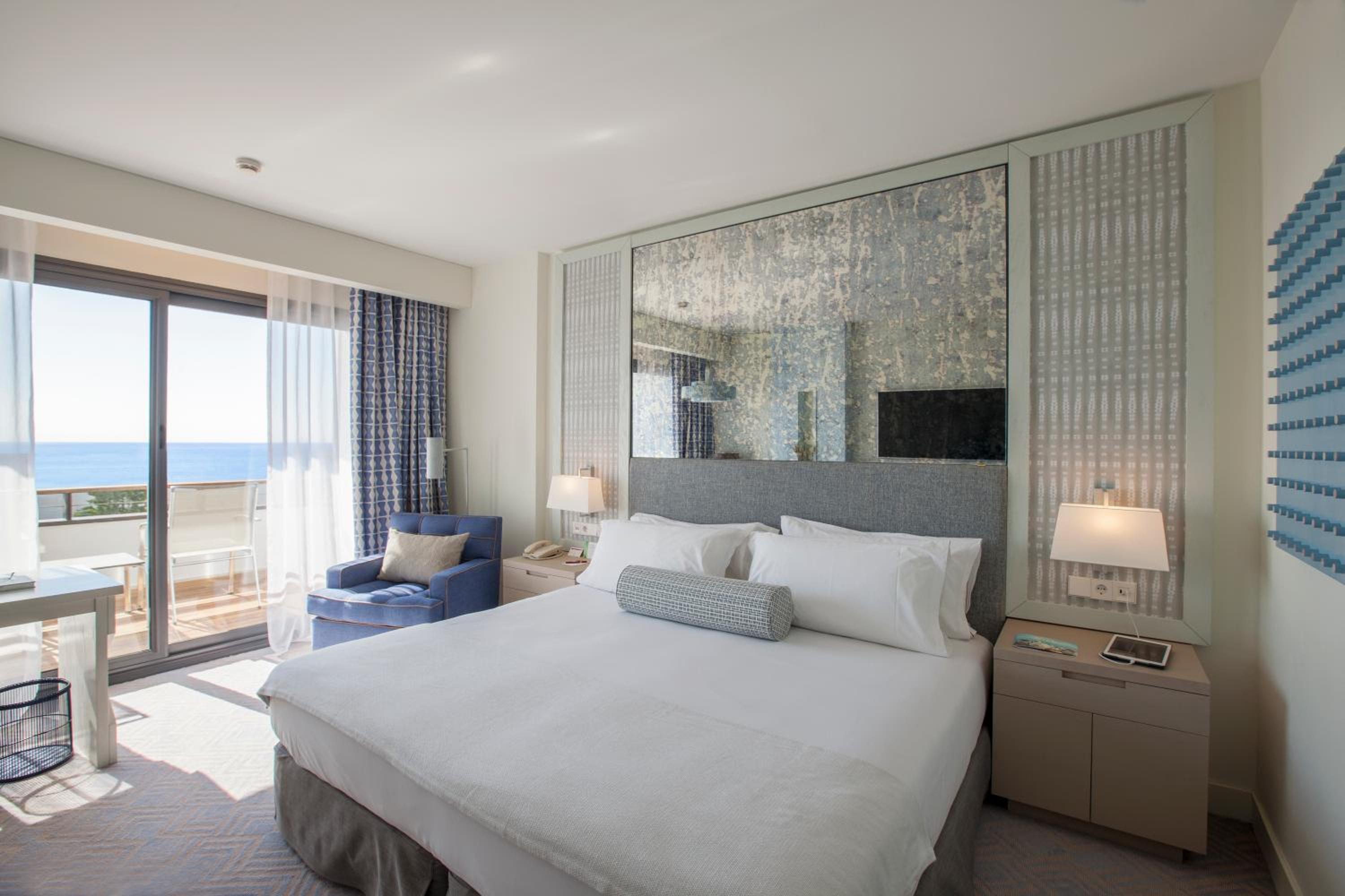 Family Mediterrani Room with Terrace - Photo 3
