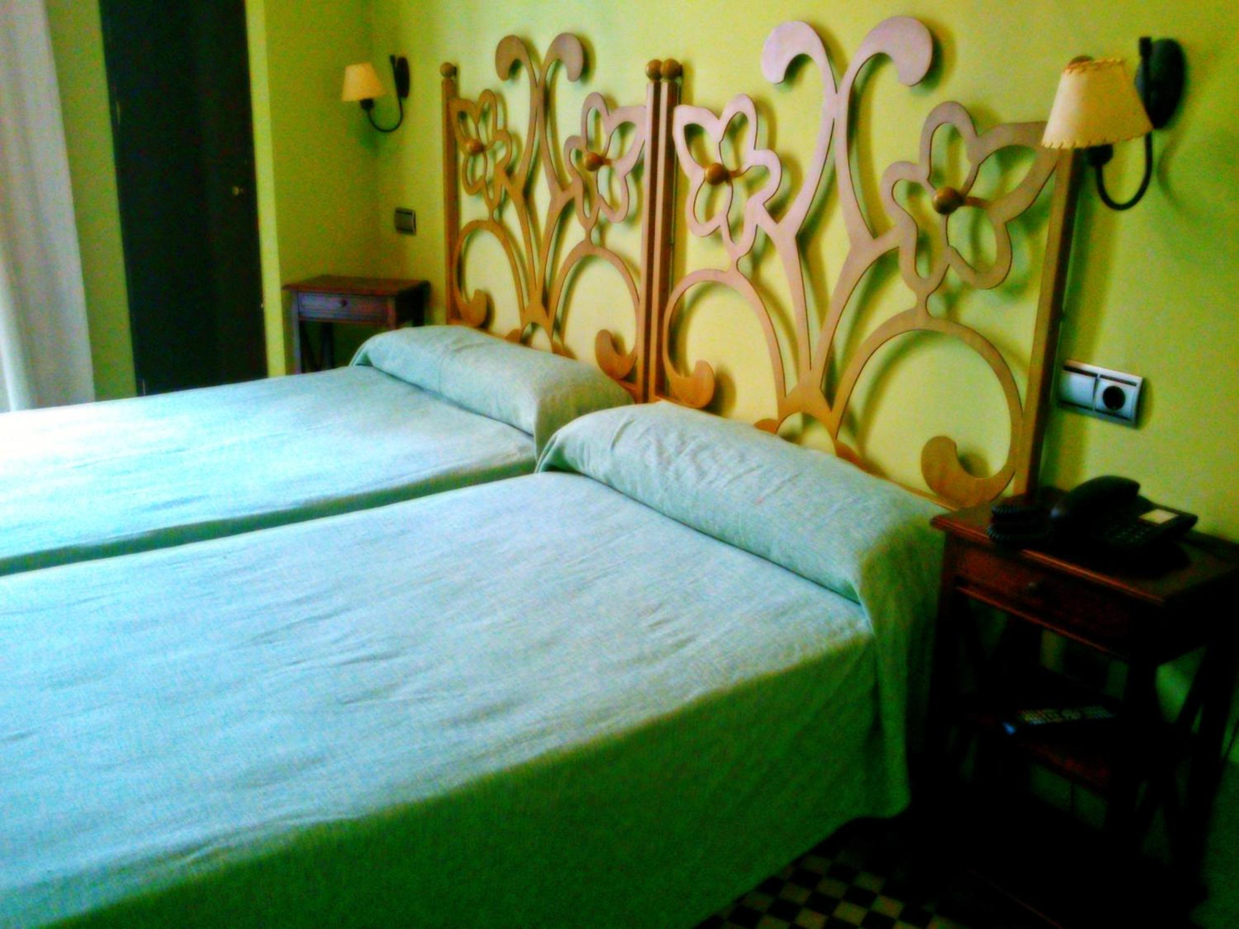 Superior Double or Twin Room - Photo 4