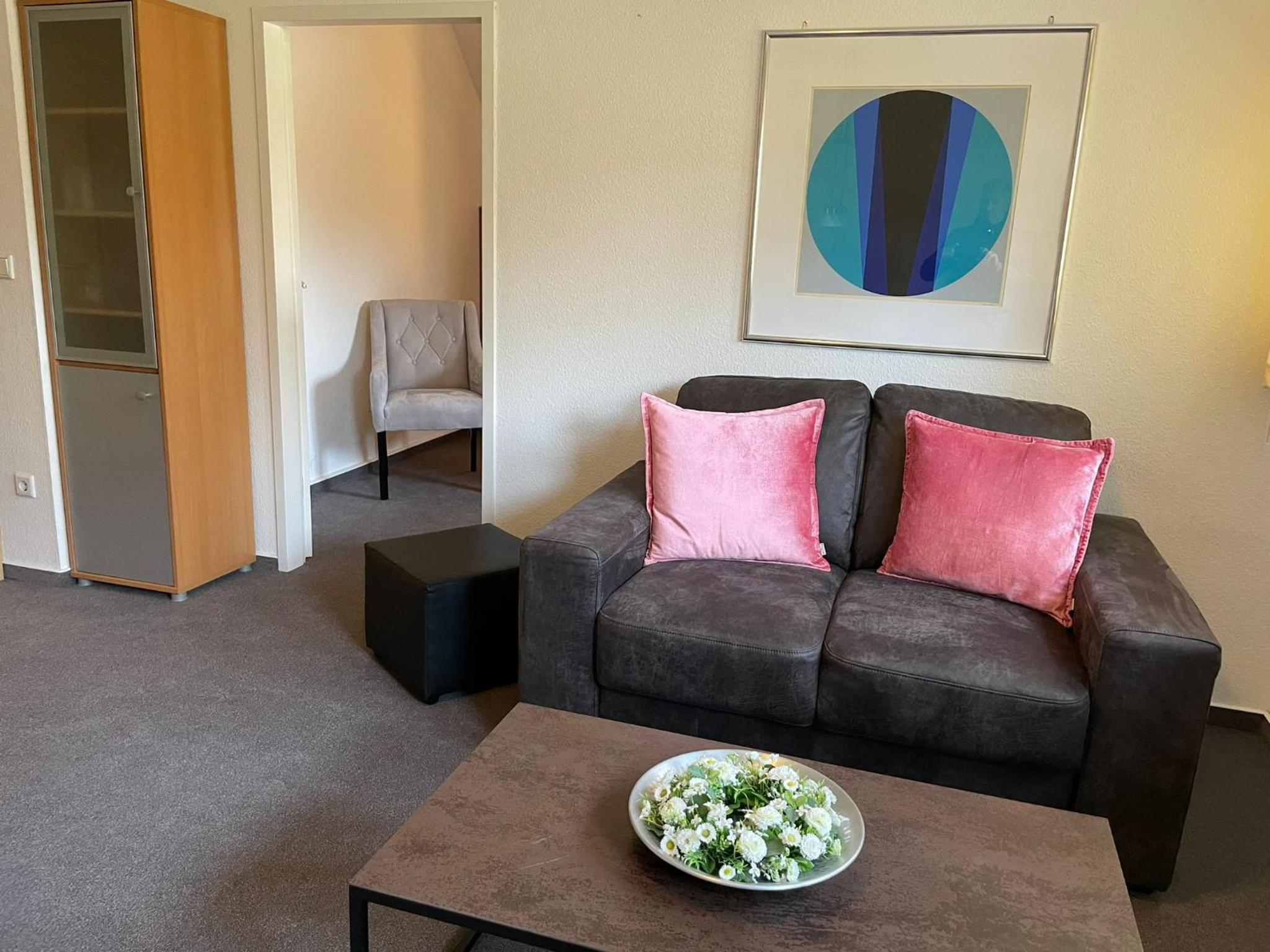 One-Bedroom Apartment photo 1