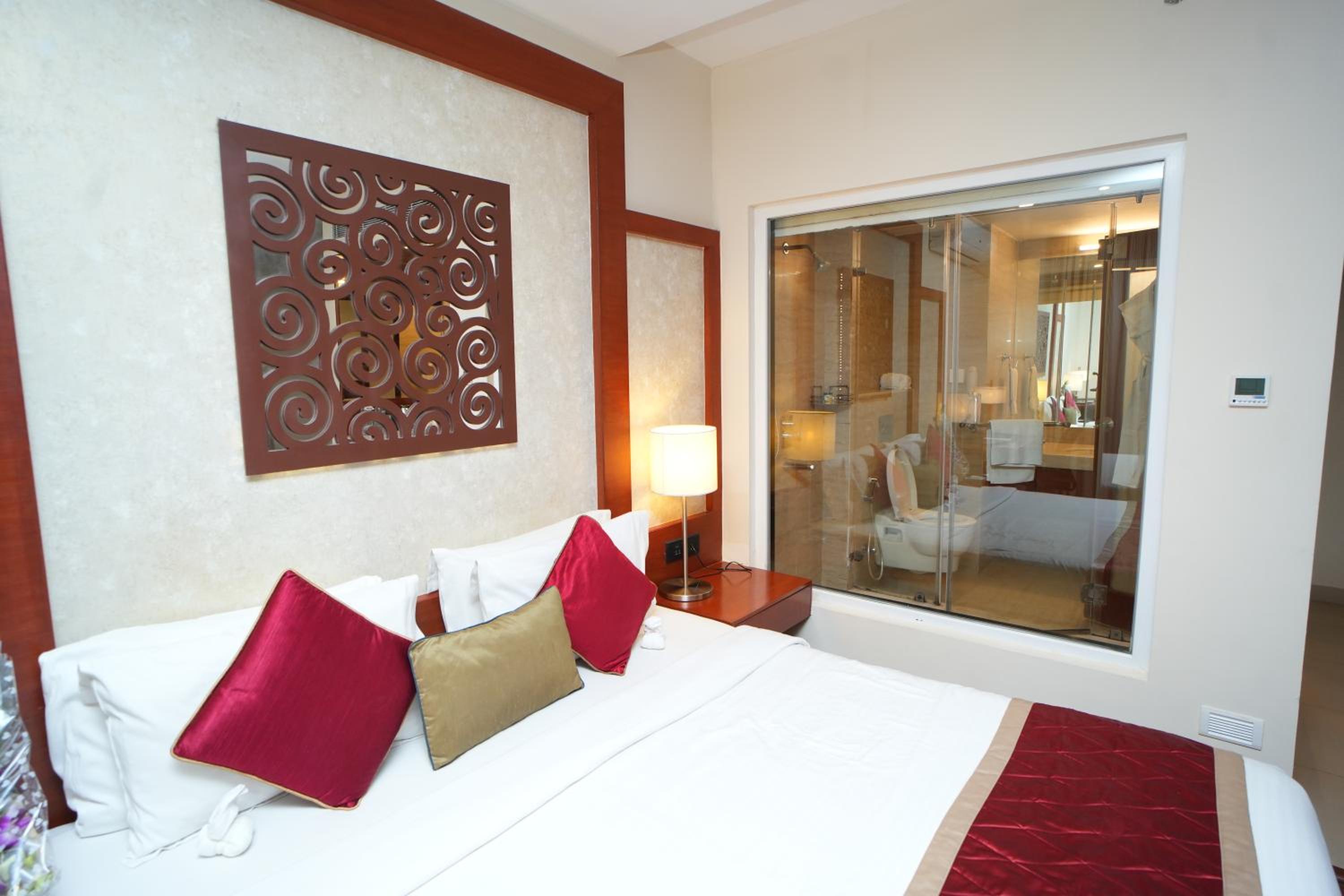 Deluxe Room - Photo 4