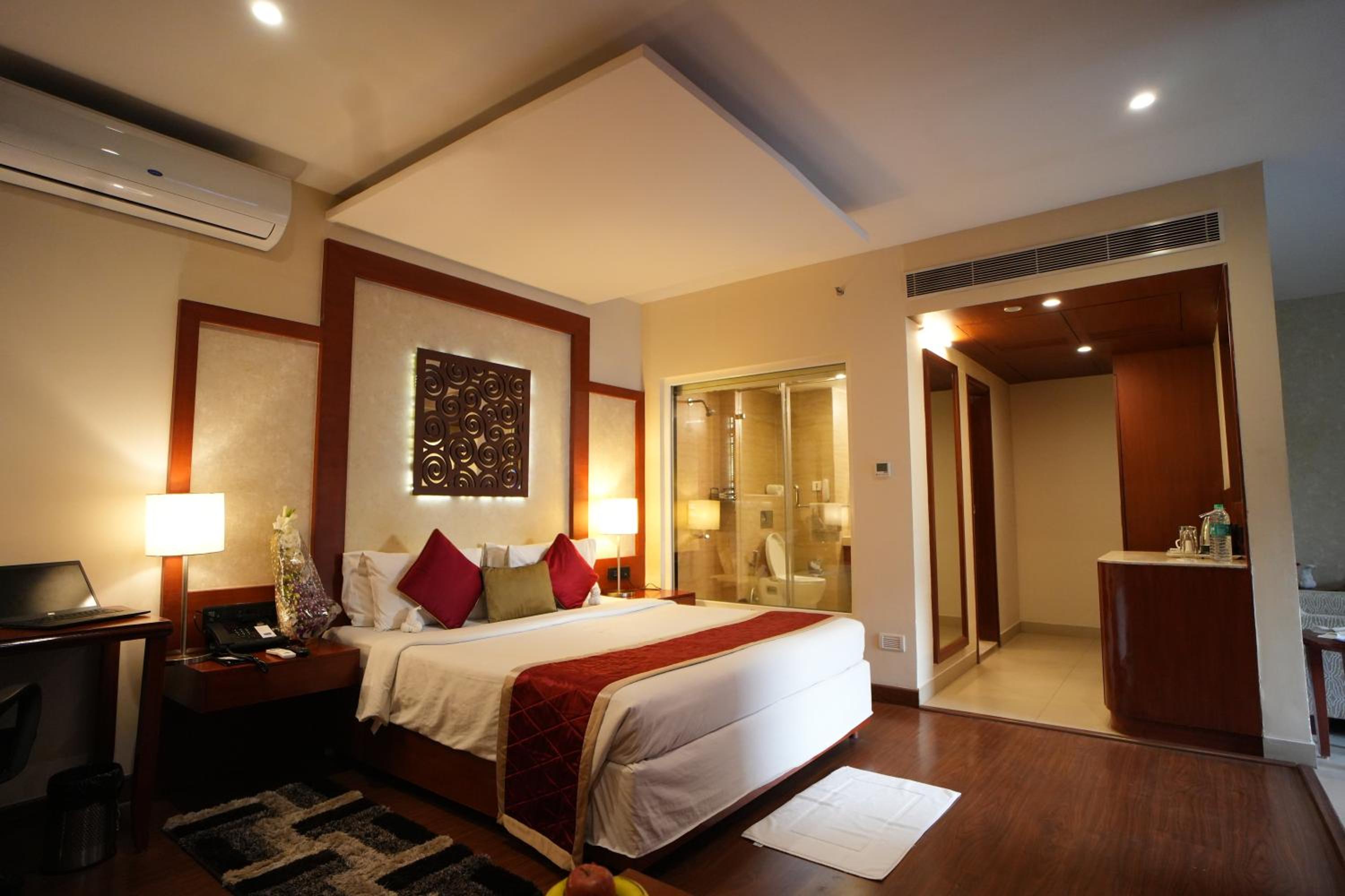 Deluxe Room - Photo 3