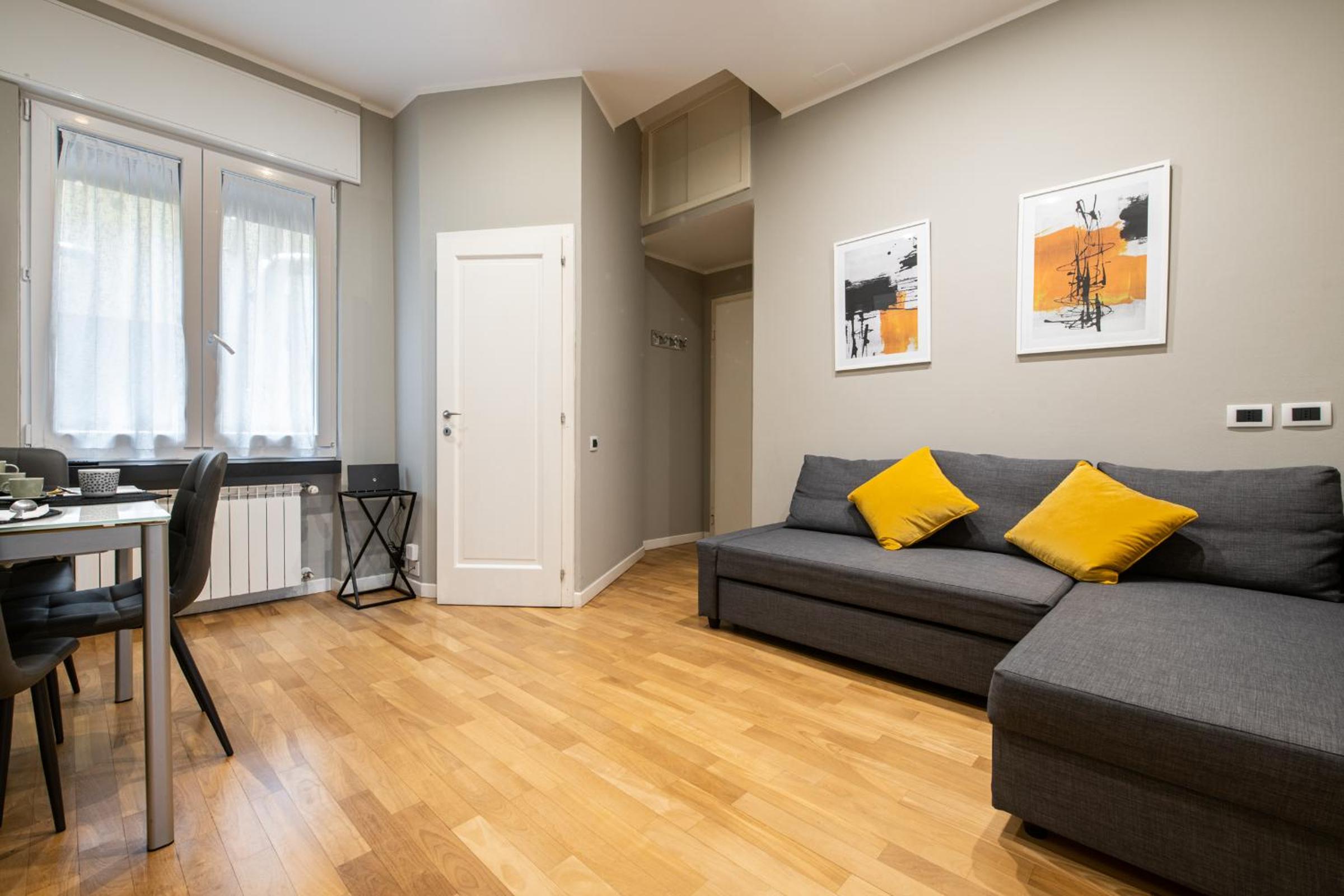 One-Bedroom Apartment