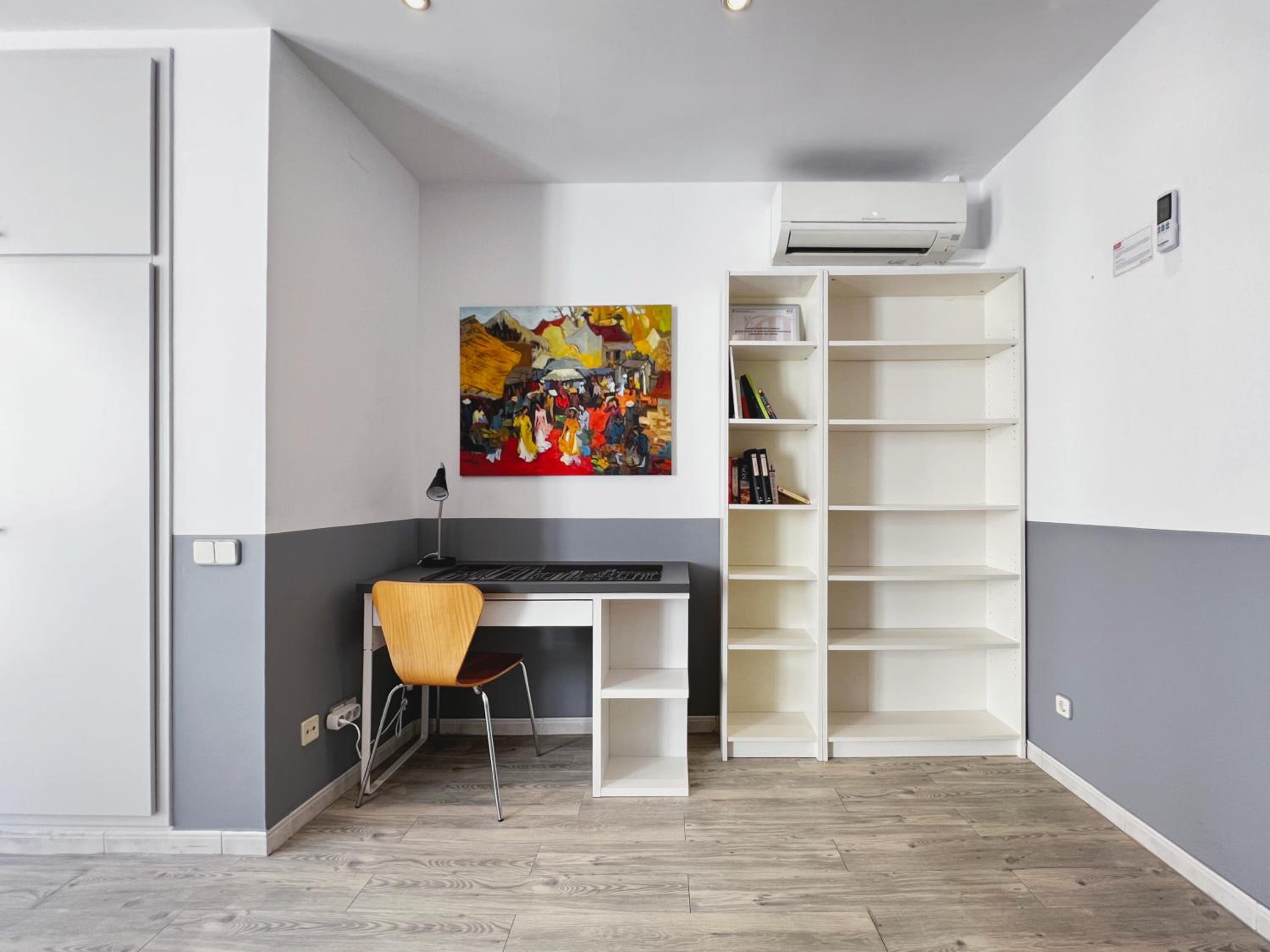 Studio Apartment photo 2