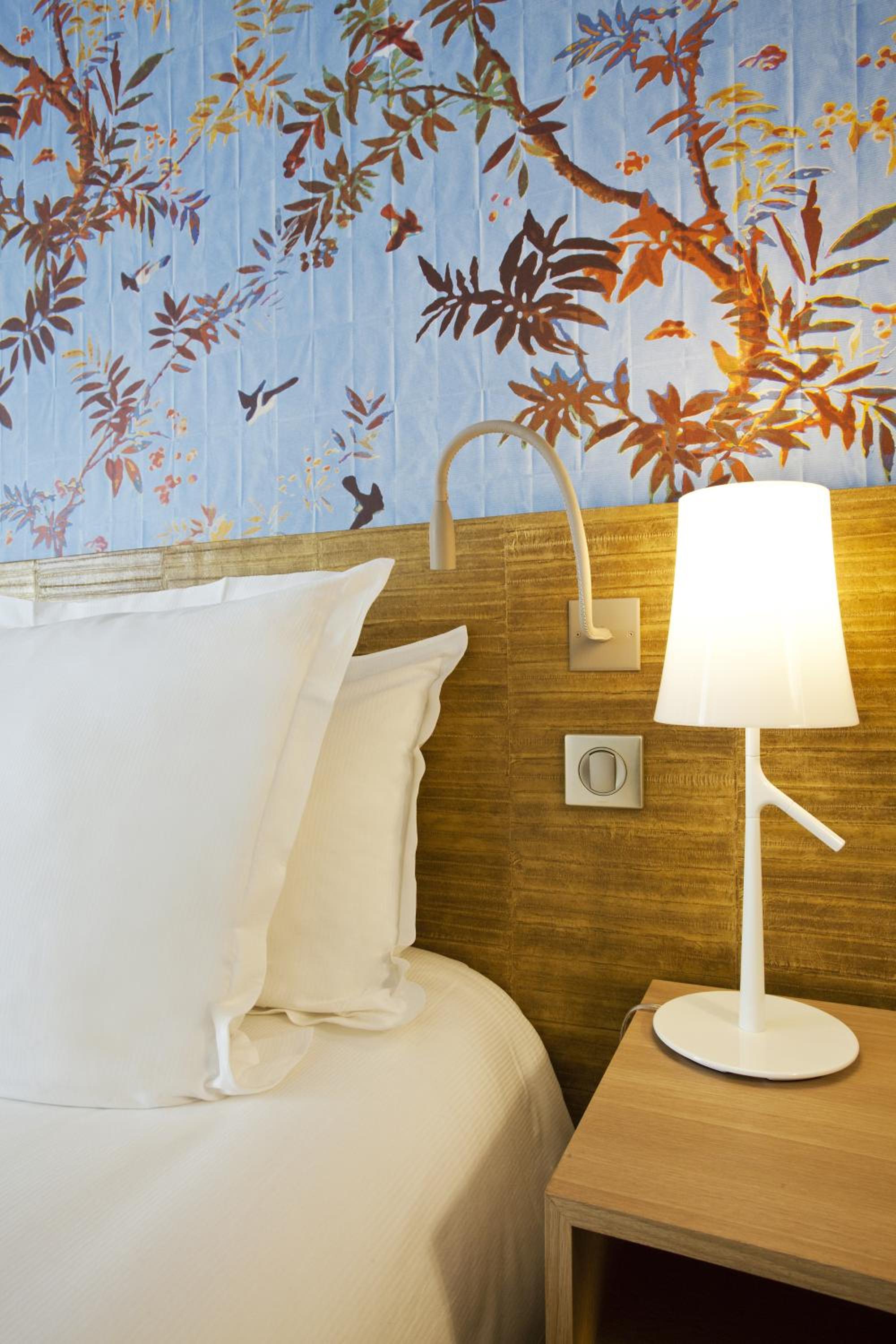 Superior Triple Room With Three Single Beds And Balcony photo 2