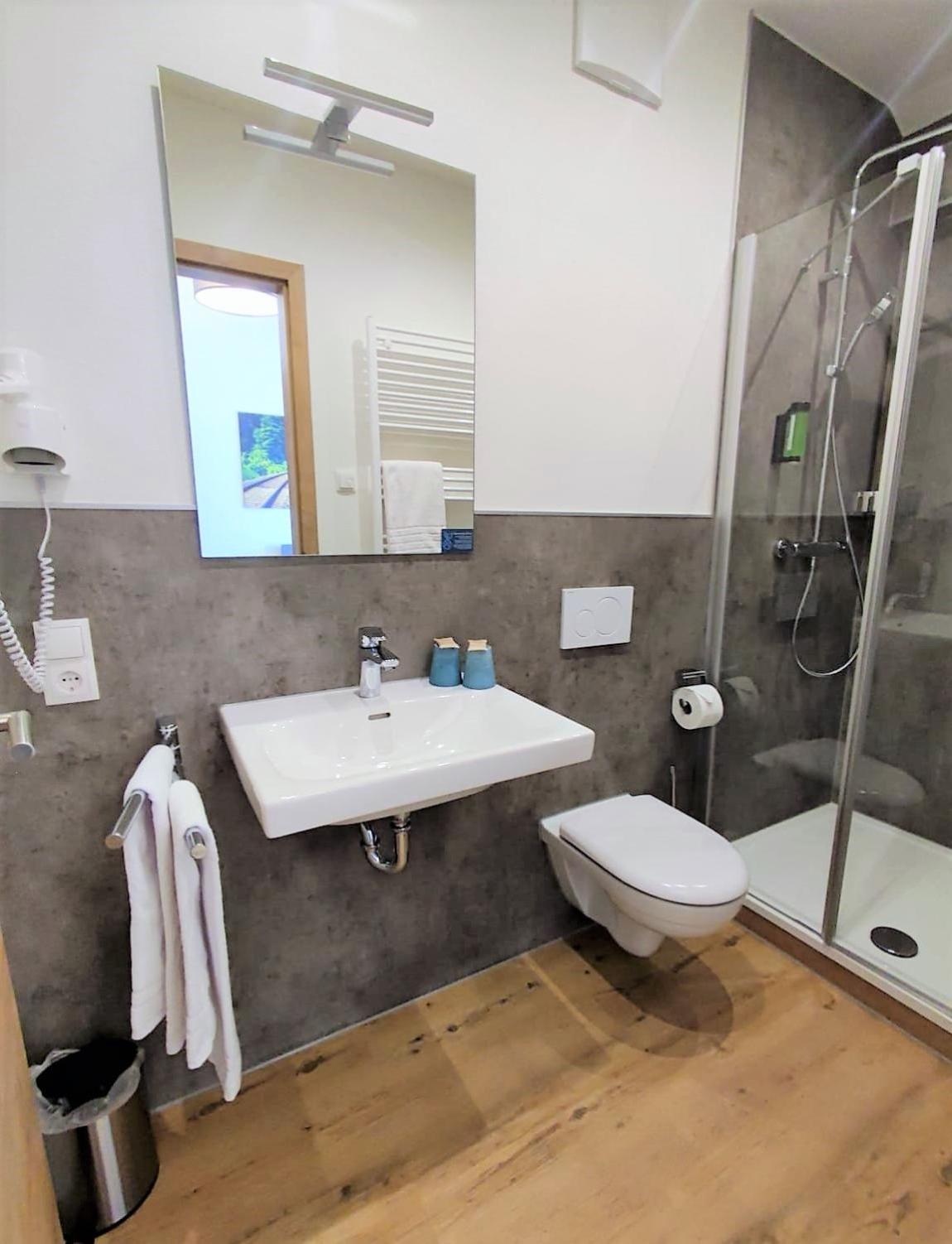 Single Room photo 3