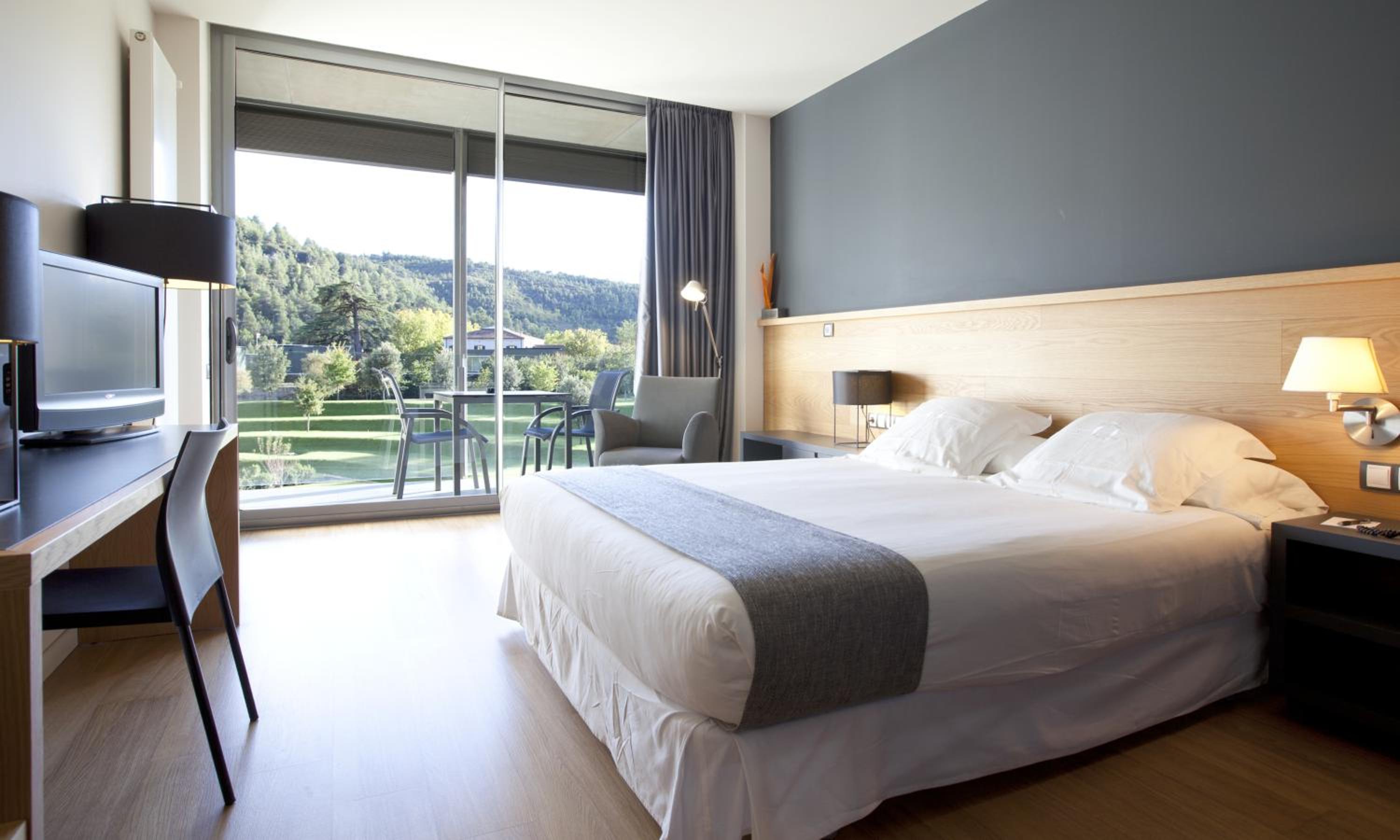 Double or Twin Room with Terrace - Photo 4