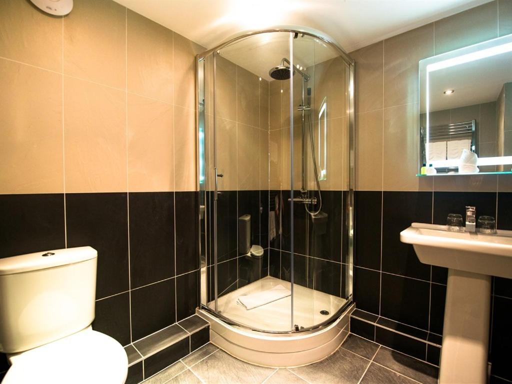 Double Room with Private Bathroom photo 3