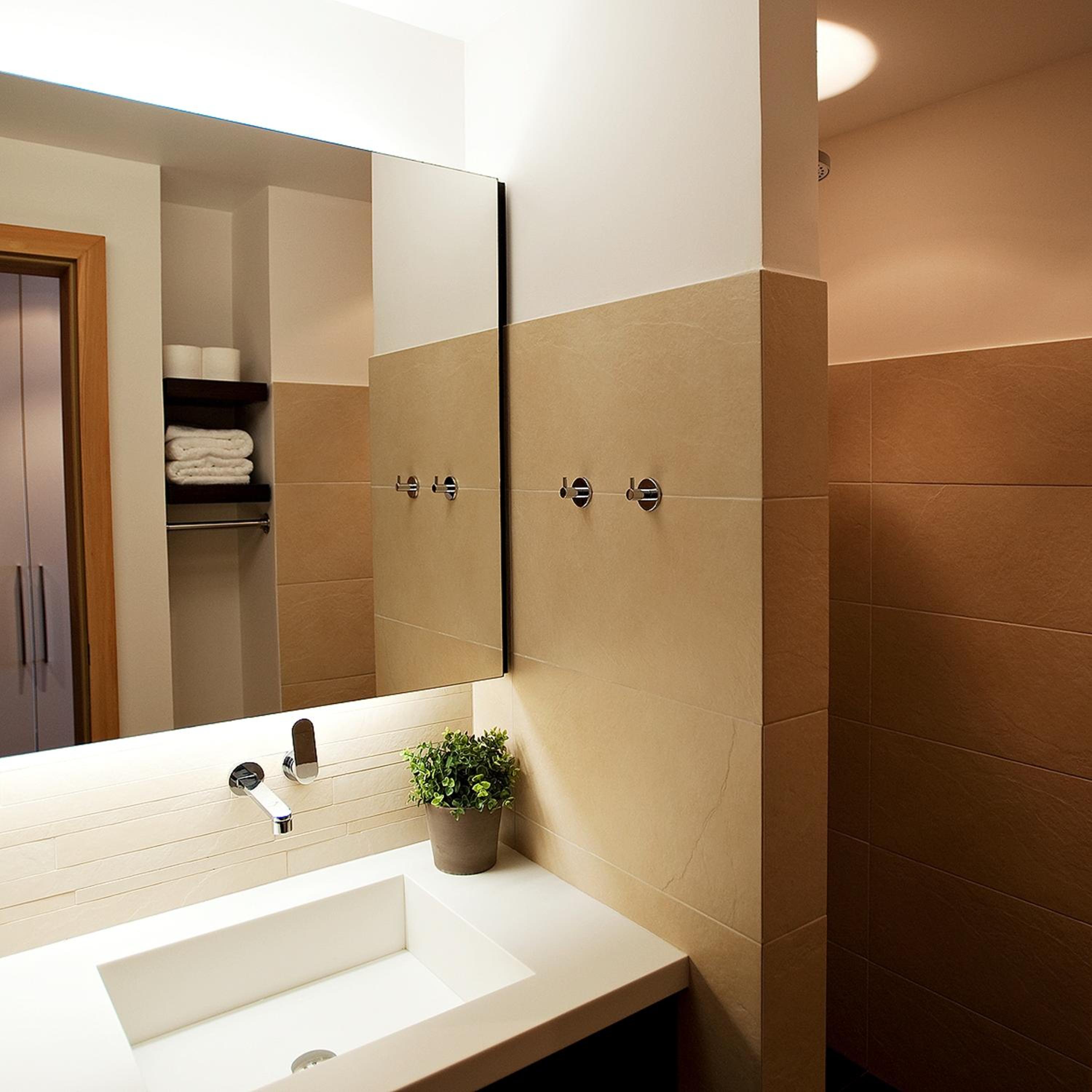 Standard Room with Port View photo 2