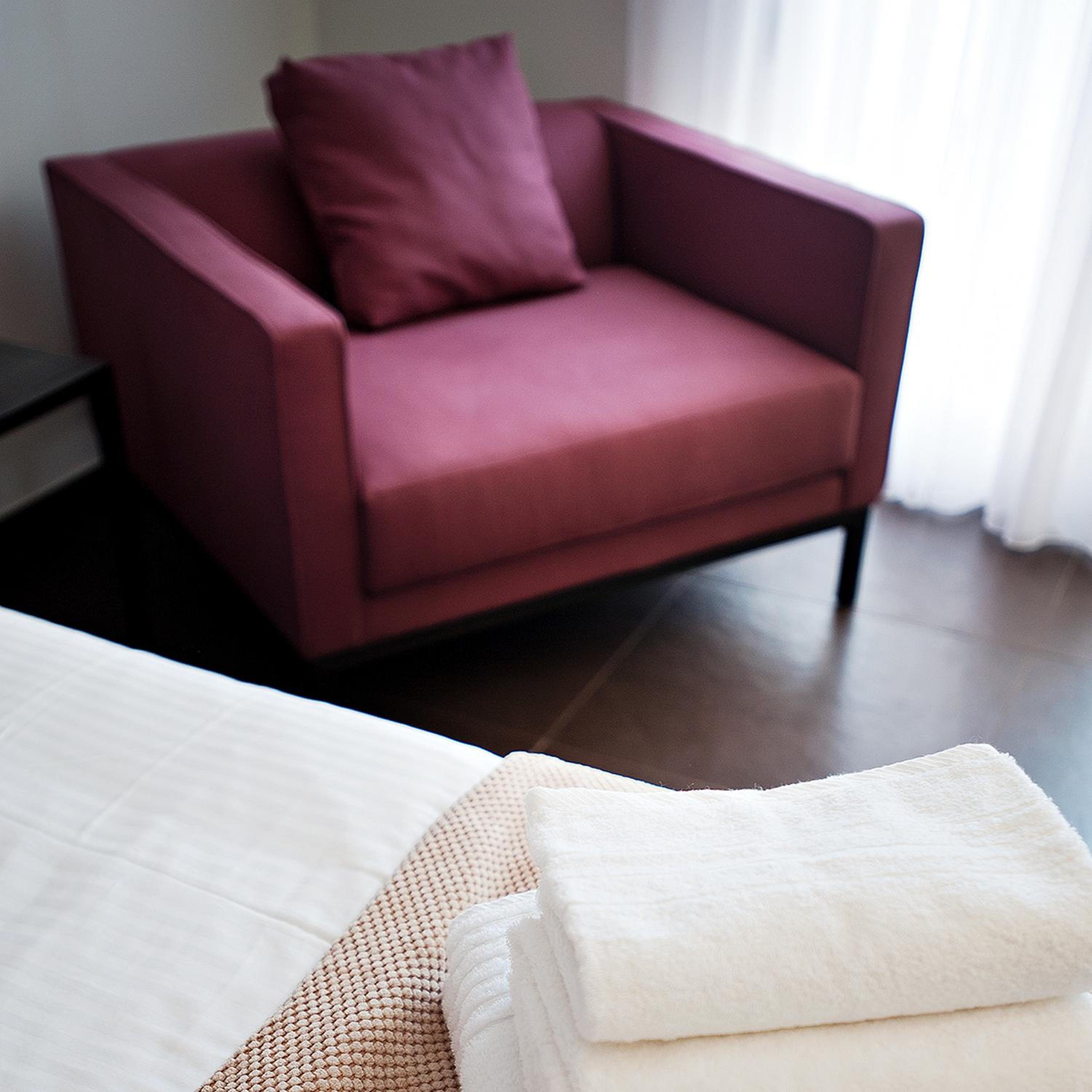 Double Room- Disability Access- Port-View photo 2