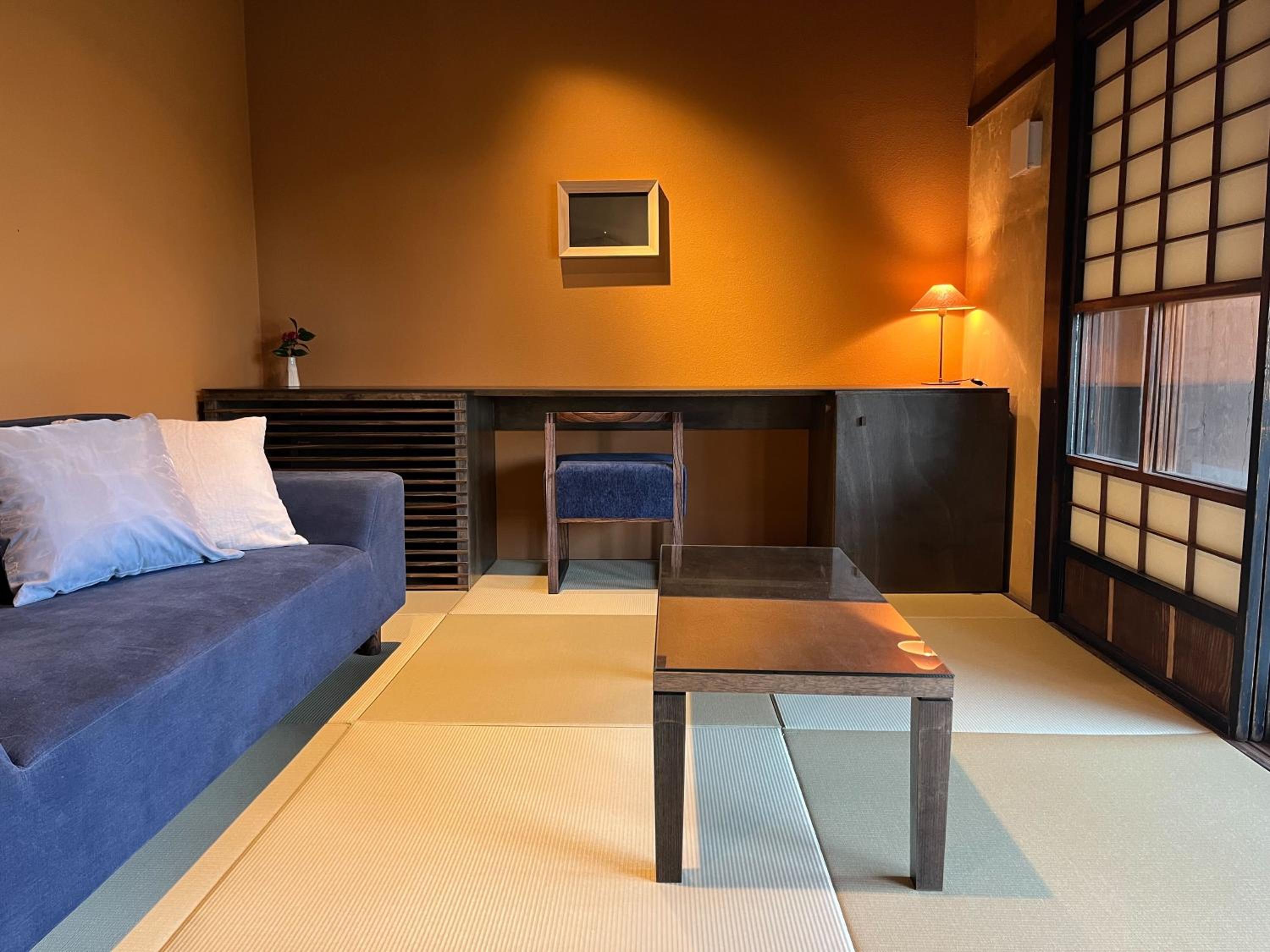 Superior Twin Room with Garden View photo 2