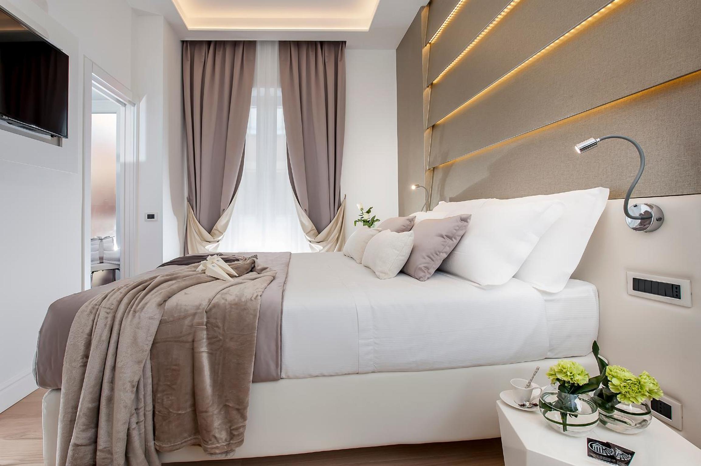Standard Double or Twin Room photo 1